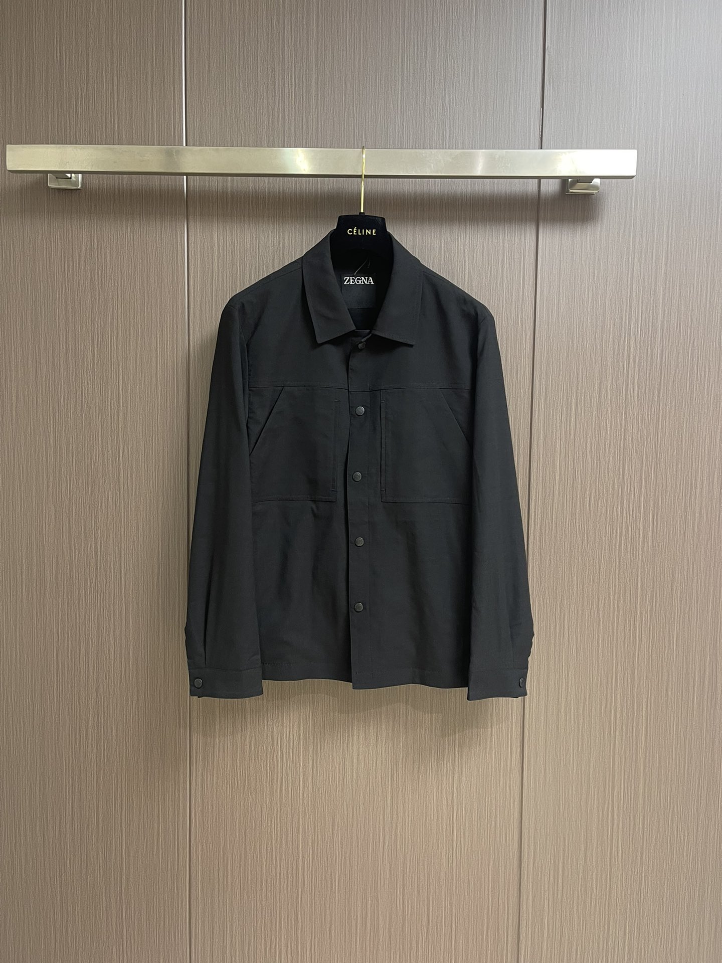 NO:137695,Zegna 2025ss spring new jacket jacket, perfect quality, comfortable and warm, three-standard complete colors and full and attractive, very outstanding design, easily advances the sense of fashion, extremely exquisite workmanship, neat and meticulous wiring!  A masterpiece of a big-name designer!  The upper body doesn't look bloated and super handsome!  Size 48-56, Jackets & coats, Jackets & coats, Alexander wang19860909zegna 2025ss春季新款夹克外套,品相非常完美,舒适保暖,三标齐全色泽饱满诱人,非常出彩的设计,轻松将时髦感进阶,做工极为考究严谨,走线工整细致！大牌设计师巨作！上身不显臃肿、超级帅气！尺码48-56,,jackets & coats,jackets & coats,alexander wang,Men's clothing