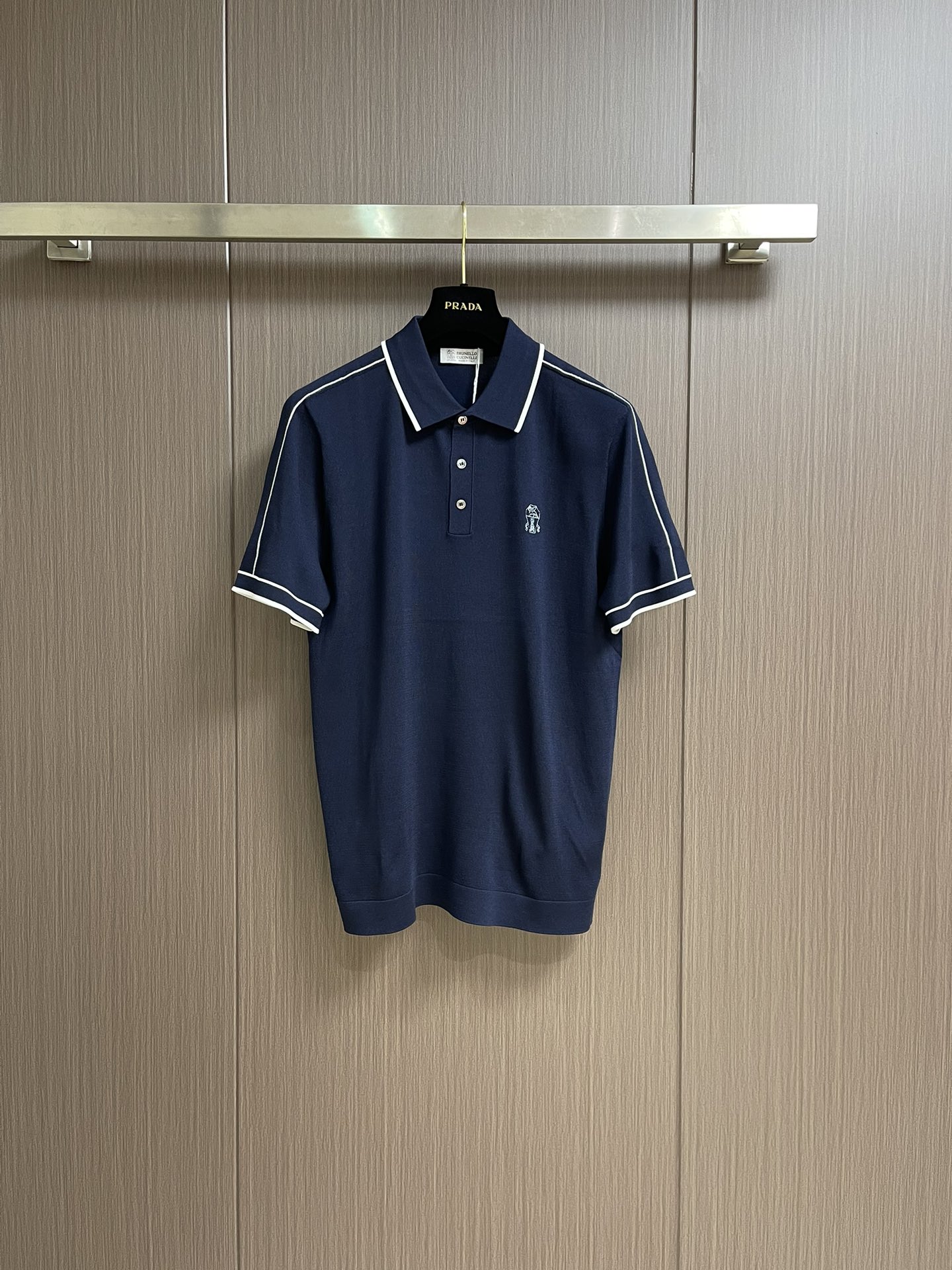 NO:137551,Brunello cucinelli-bc ss spring and summer new BC minimalist and exquisite high-end round neck T-shirt, recommended to buy quality control, contact BC must be a high-quality product only if you recommend it.  It is known as the 