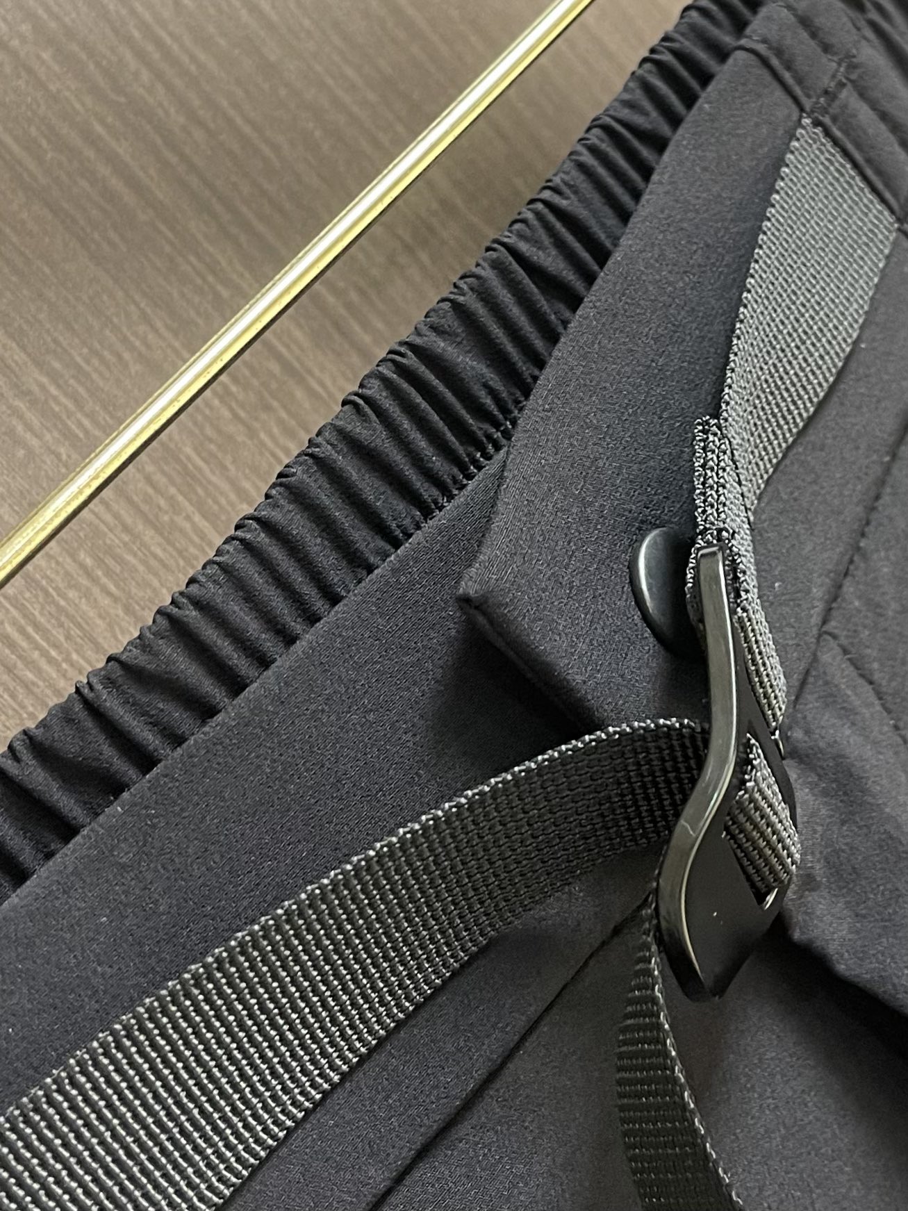 “Balmin Balman 2025 Outdoor Commercial: Cutting-edge Knee Design, Japanese Fabric, Wireless Comfort” - 图片 3