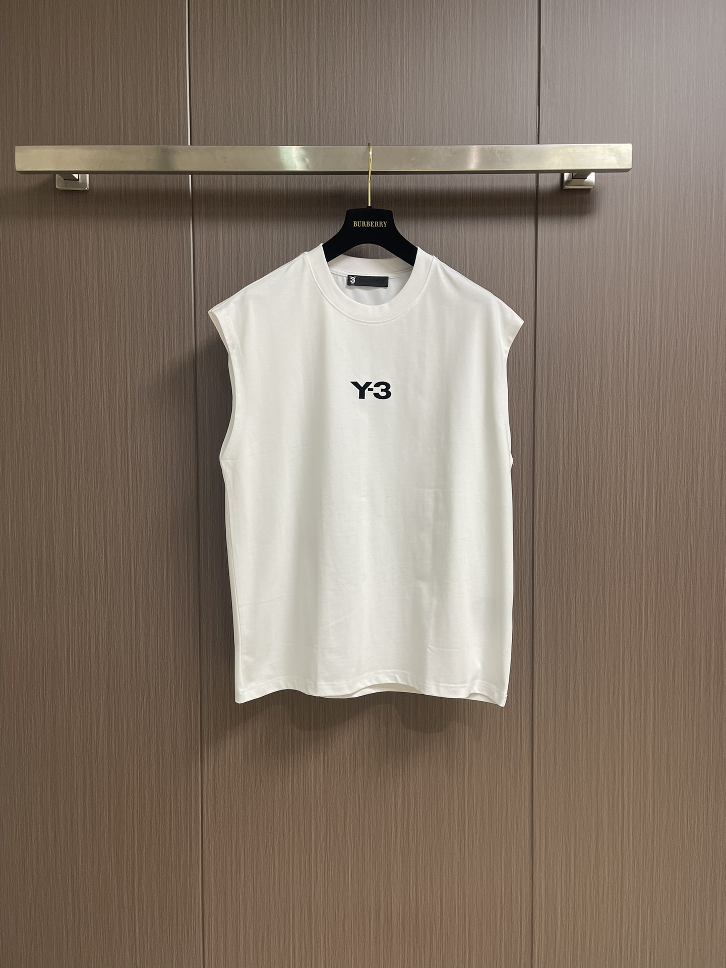 NO:422248,Y3 SS new round neck sleeveless T-shirt vest is made of imported cotton material. It has a soft fabric feel and is skin-friendly and comfortable to wear. The classic y3 letter pattern design is very novel and recognizable. The classic style is cut, not picky, fashionable and versatile and easy to wear!  Same style for men and women. Size S-XL S S S shoulder width 50cm bust 114cm long 75cm M shoulder width 51cm bust 118cm long 76cm L S S S S S S S S S S S S S S S S S S S S S S S S S S S S S S S S S S S S S S S S S S S S S S S S S S S S S S S S S S S S S S S S S S S S S S S S S S S S S S S S S S S S S S S S S S S S S S S S S S S S S S S S S S S S S S S S S S S S S S S S S S S S S S S S S S S S S S S S S S S S S S S S S S S S S S S S S S S S S S S S S S S S S S S S S S S S S S S S S S S S S S S S S S S S S S S S S S S S S S S S19860909Y3 SS新款圆领无袖T恤背心,采用进口棉材质制作而成,柔软的面料触感,贴身穿着亲肤舒适,经典的y3字母图案设计,非常的新颖且极具辨识度.经典的版型裁剪,不挑人,时尚百搭又好穿！男女同款.尺码S-XL S码肩宽50cm 胸围114cm 衣长75cm M码肩宽51cm 胸围118cm 衣长76cm L码肩宽52cm 胸围122cm 衣长77cm XL码肩宽53cm 胸围126cm 衣长78cm,,tees，t-shirt,alexander wang,Men's clothing