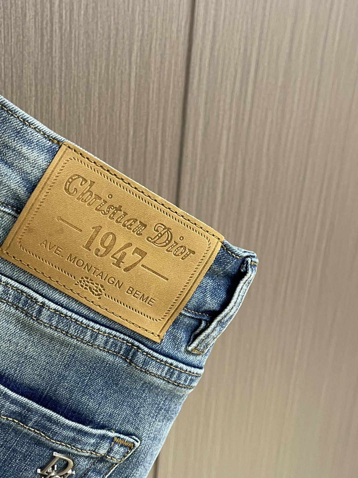 Dior Men's Light Blue Wash Denim Jeans-Slim Fit, Comfortable Stretch 10 i1750182561 5424 7