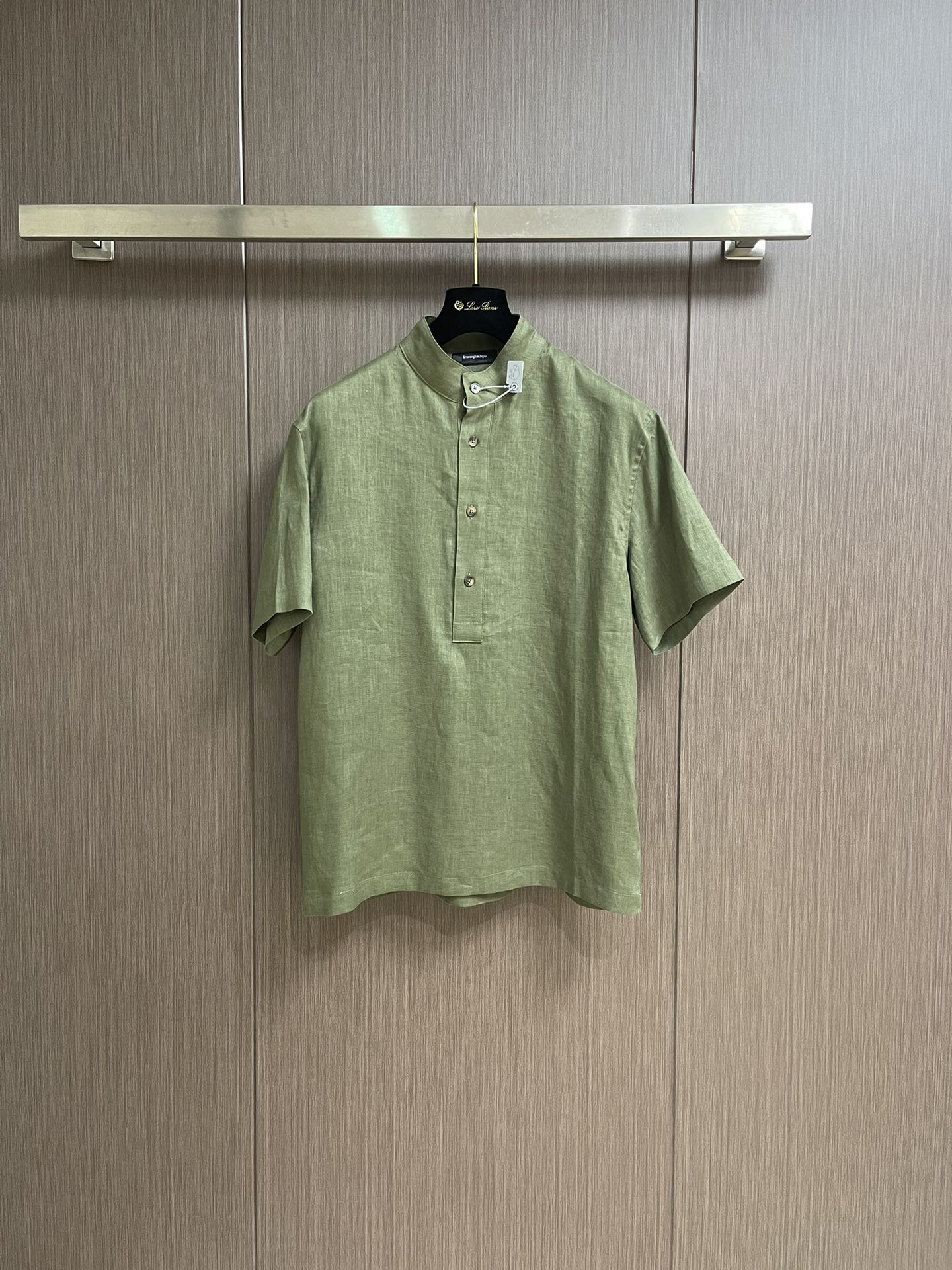 Zegna Linnen Shirt met Korte Mouwen en Opstaande Kraag - Olijfgroen