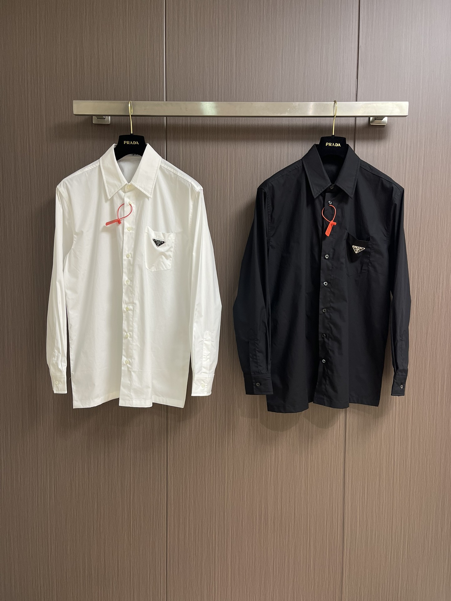 Prada Men's Long Sleeve Cotton Shirt with Triangle Logo - Stylish & Durable 4 i1750266349 1393 7