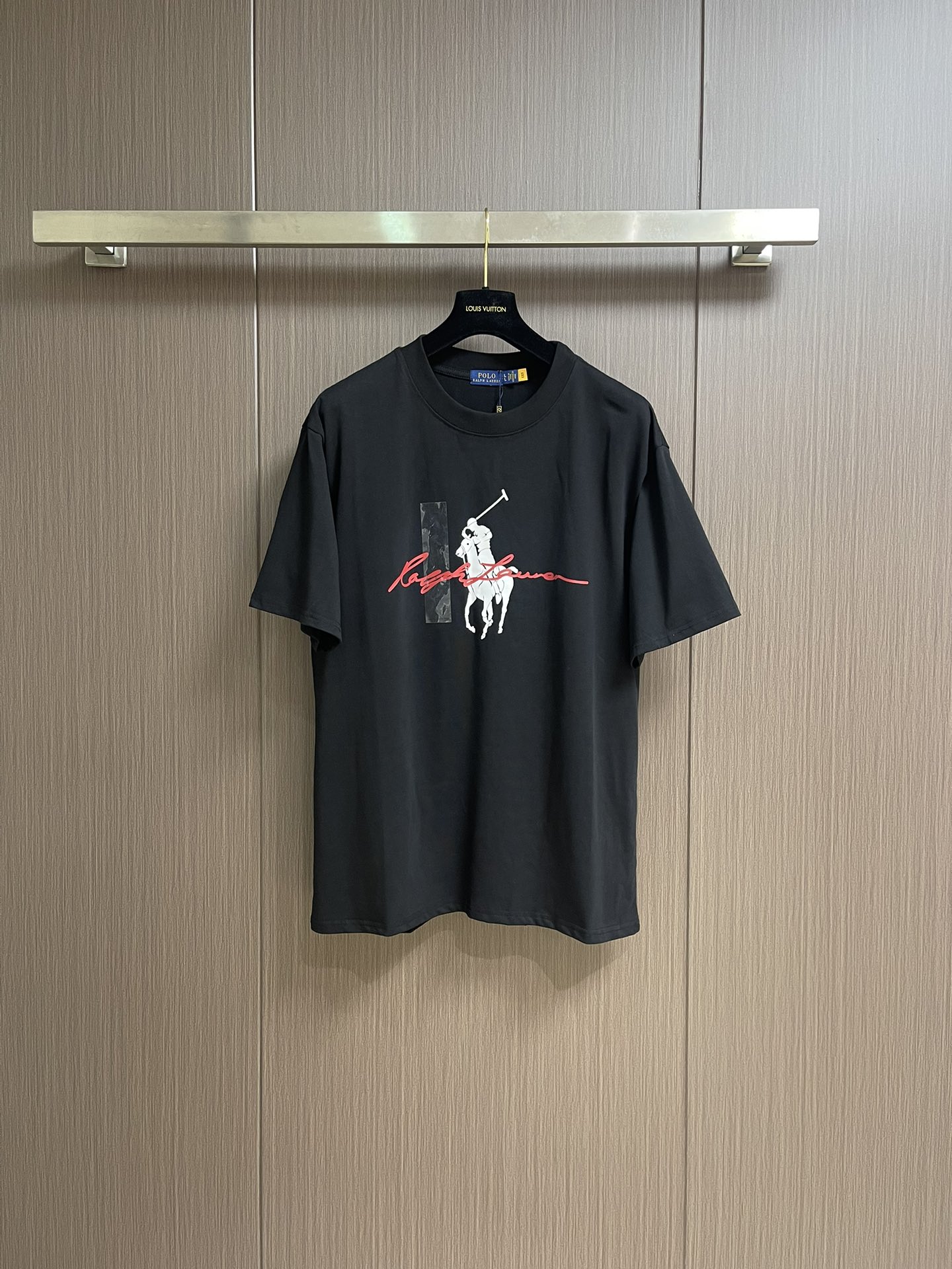 Ralph Lauren Men's Summer Signature Logo Crew Neck T-Shirt 2 i1750344780 1139 3