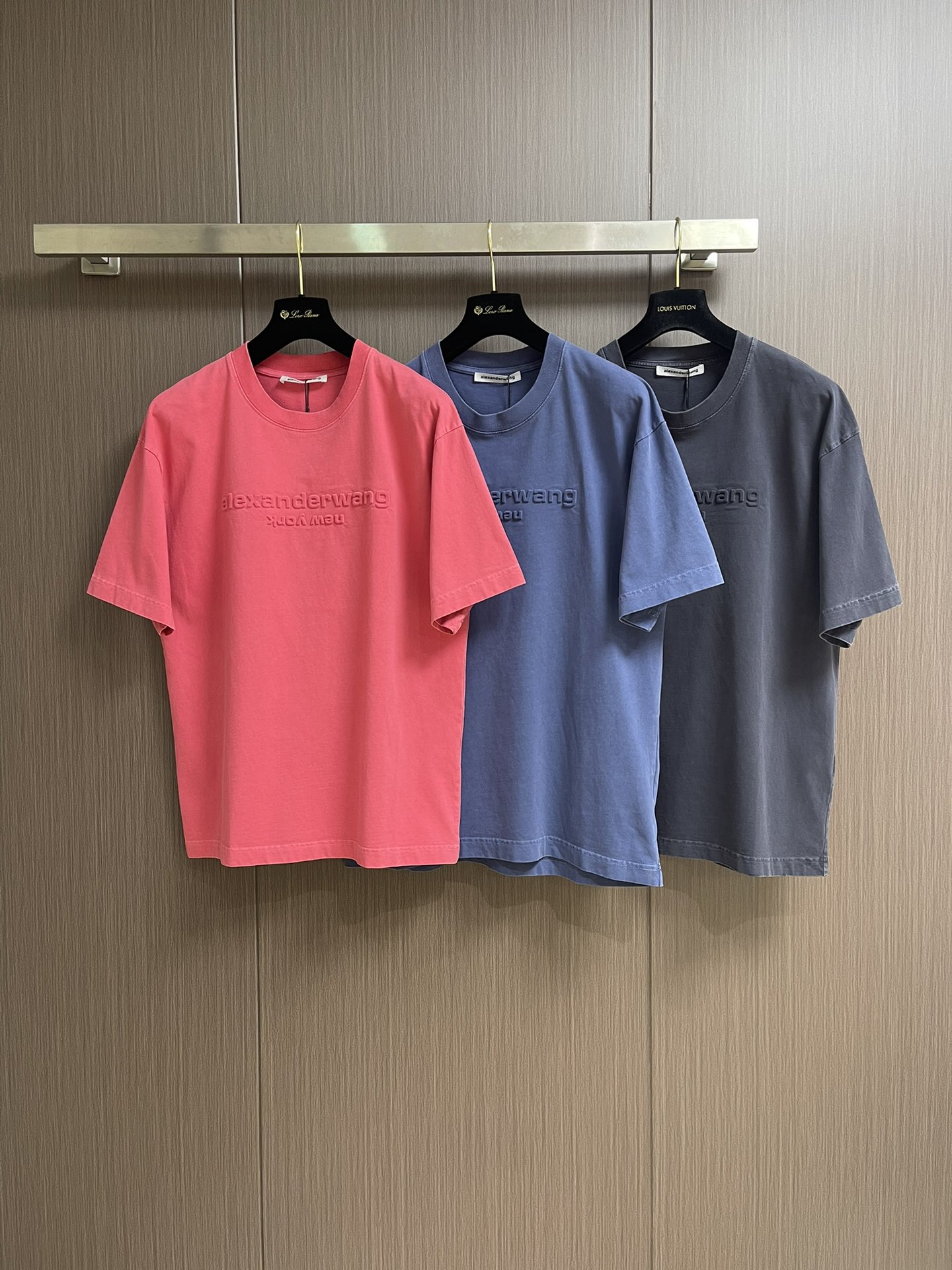 Alexander Wang Distressed Logo T-Shirt - Oversized Fit, Stone Washed Finish 4 i1750345043 9100 0