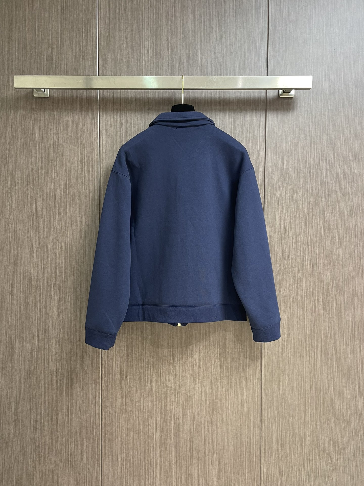 Miu Miu Miu Embroidery Zipper Jacket: Premium Quality and Design, 2kg Weight, European Style. - 图片 2