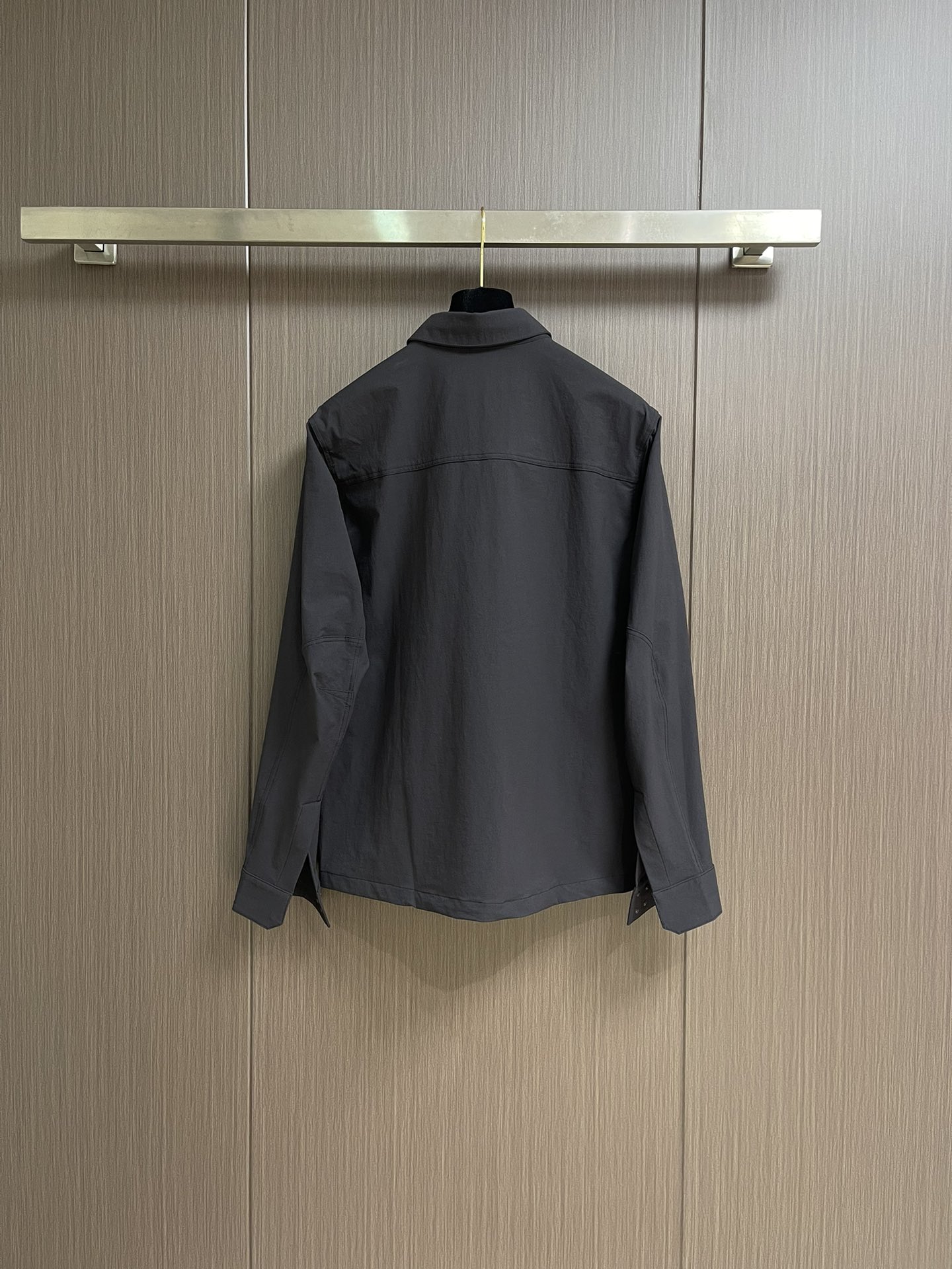 
arcteryx 始祖鸟新款CRONIN LNSULATED衬衣领夹克冲锋外套， 四面微弹 防风 防水