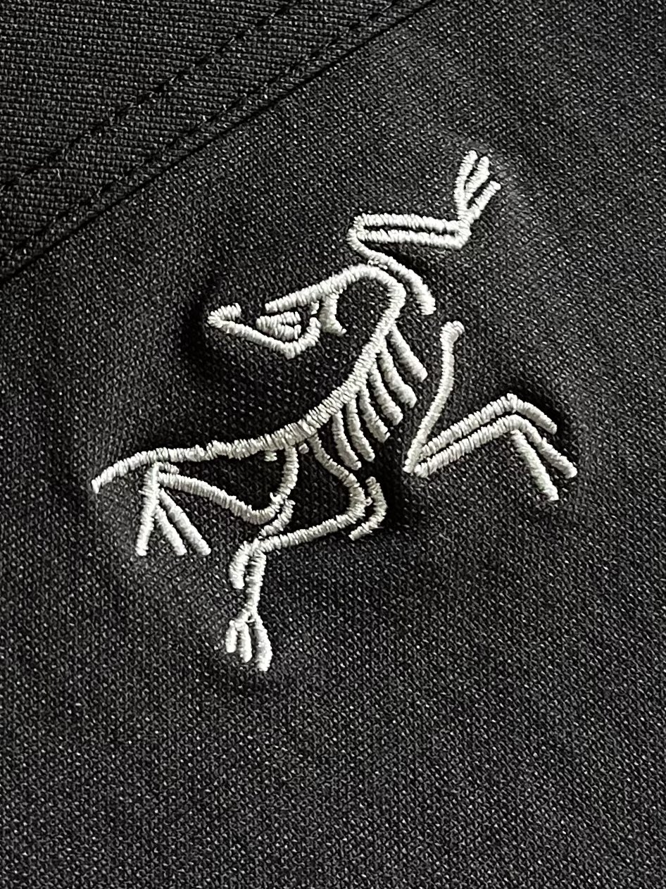 
arcteryx 始祖鸟新款CRONIN LNSULATED衬衣领夹克冲锋外套， 四面微弹 防风 防水