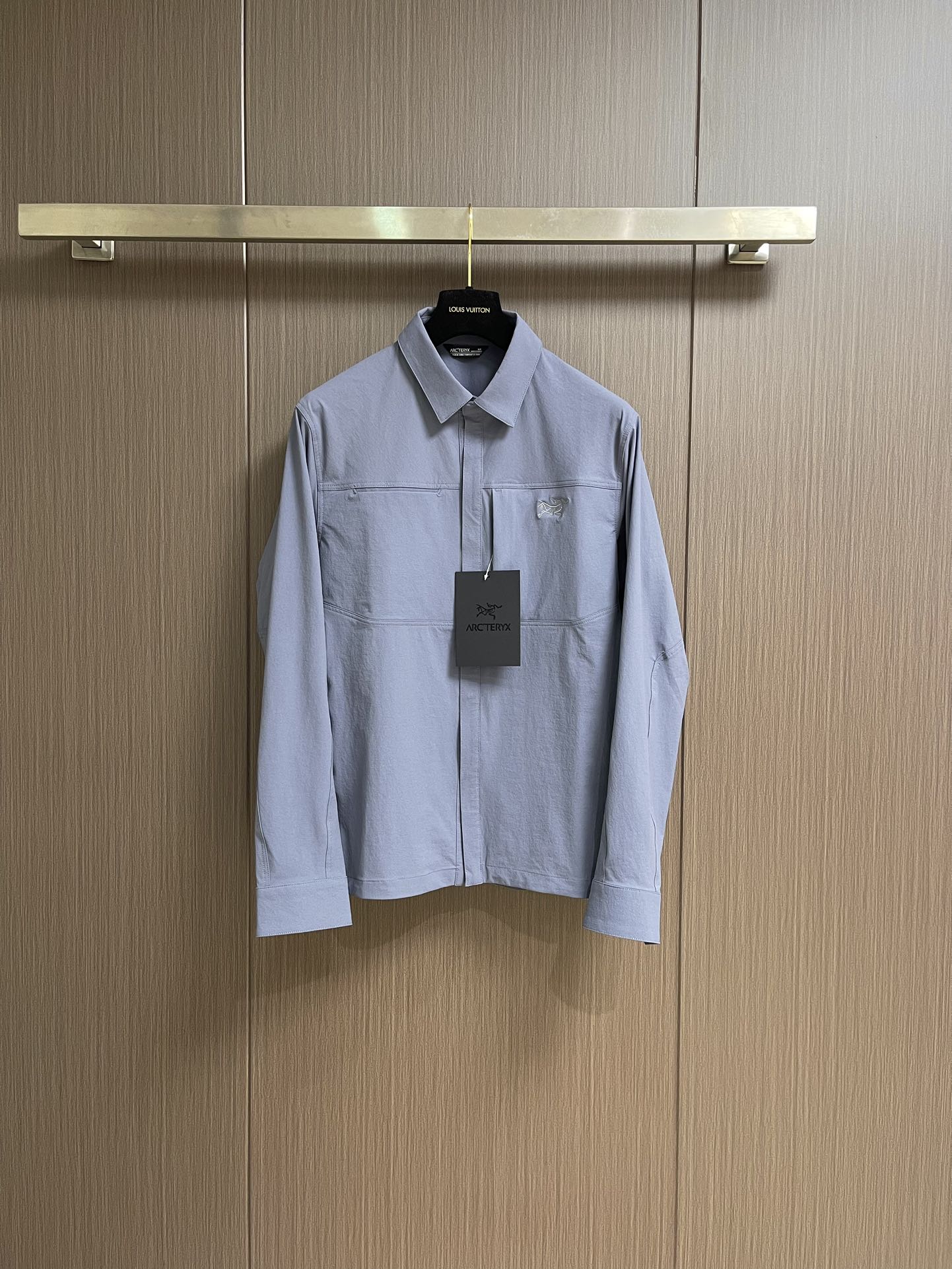 
arcteryx 始祖鸟新款CRONIN LNSULATED衬衣领夹克冲锋外套， 四面微弹 防风 防水