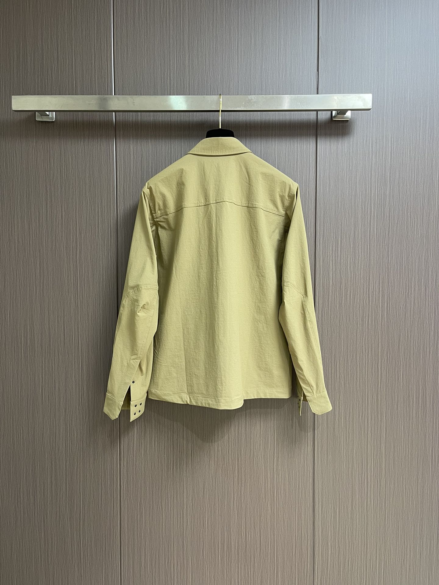
arcteryx 始祖鸟新款CRONIN LNSULATED衬衣领夹克冲锋外套， 四面微弹 防风 防水