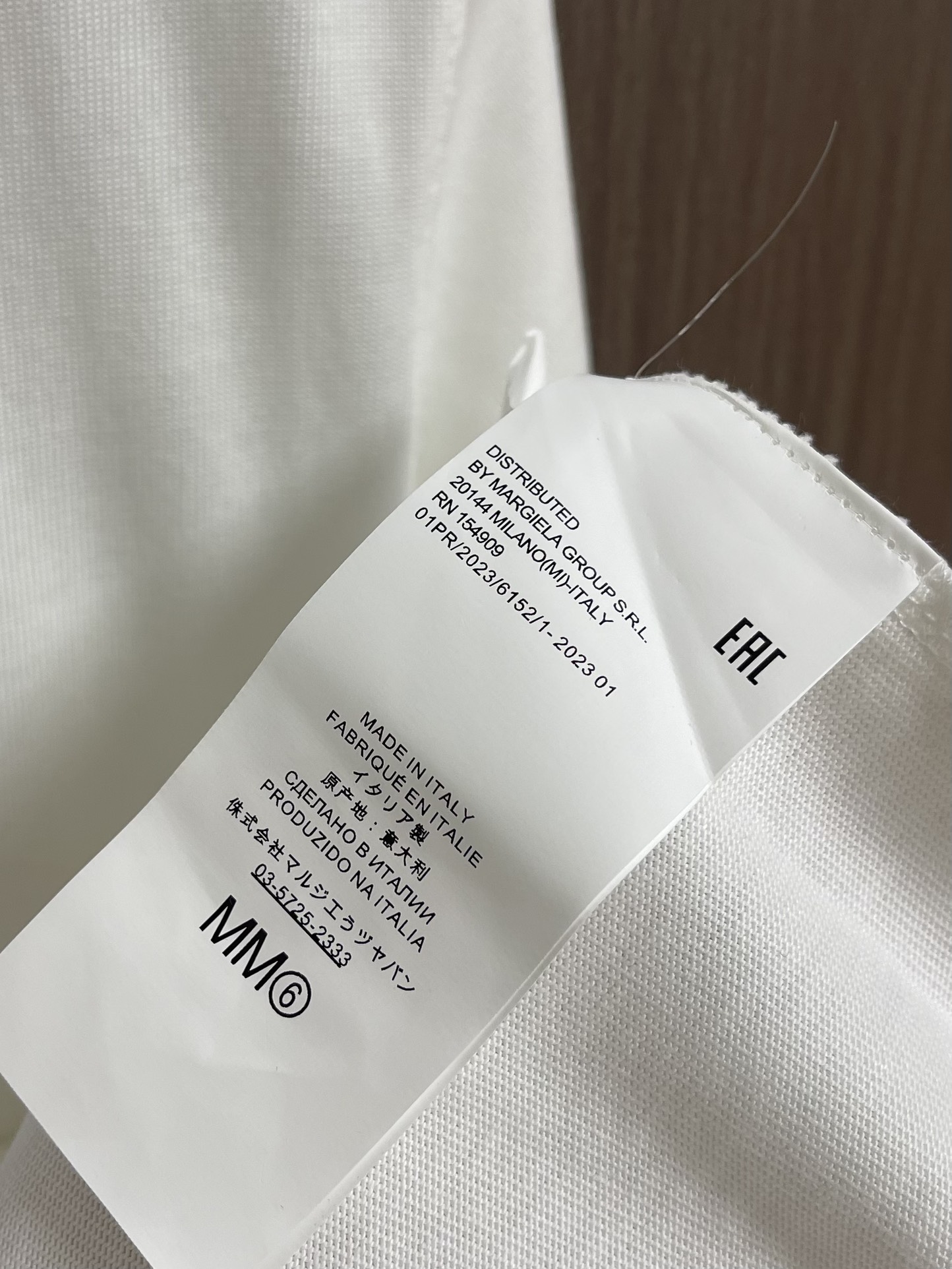 
maison margiel MM6 马吉拉 2025SS春夏新款短袖T恤，定制专属洗水纯棉面料，胸前