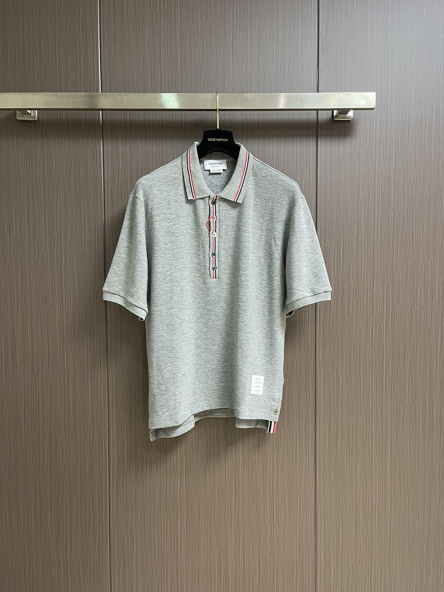 THOM BROWNE Polo Rayé en Coton Piqué à Manches Courtes Gris Chiné