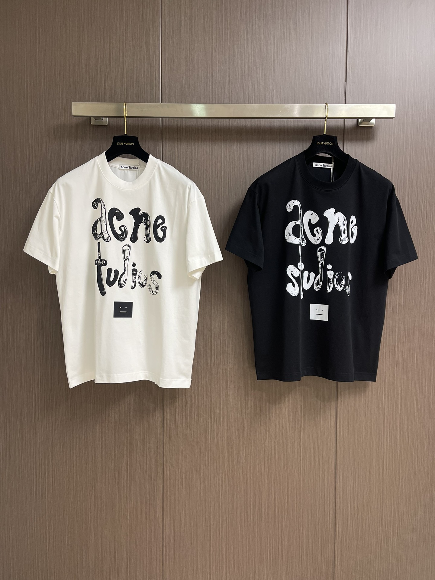 
Acne Studios 2025SS夏季新款涂鸦手绘字母笑脸LOGO 短袖T恤，面料定制定染 300
