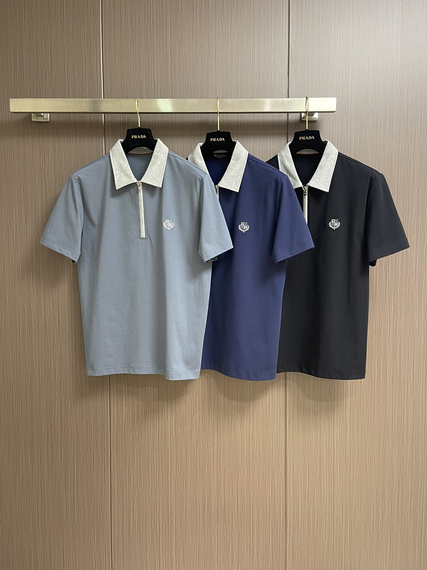 
lp。 LoroPiana 2025ss春夏老钱新贵推荐！商务通勤撞色翻领短袖POLO 衫 打破纽扣式