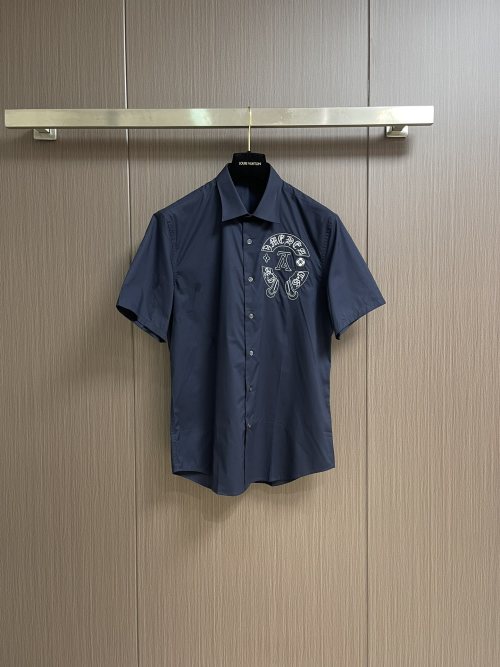 Louis Vuitton x CH 2025SS Summer Short-Sleeve Shirt - Modern Style 1 Louis Vuitton x CH 2025SS Summer Short-Sleeve Shirt - Modern Style