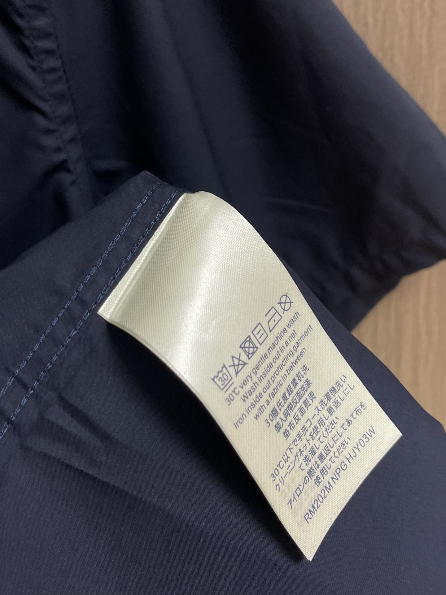 חולצת גברים של Louis Vuitton בכתבת יד מוסגת קצר 9 i1750772405 7422 2