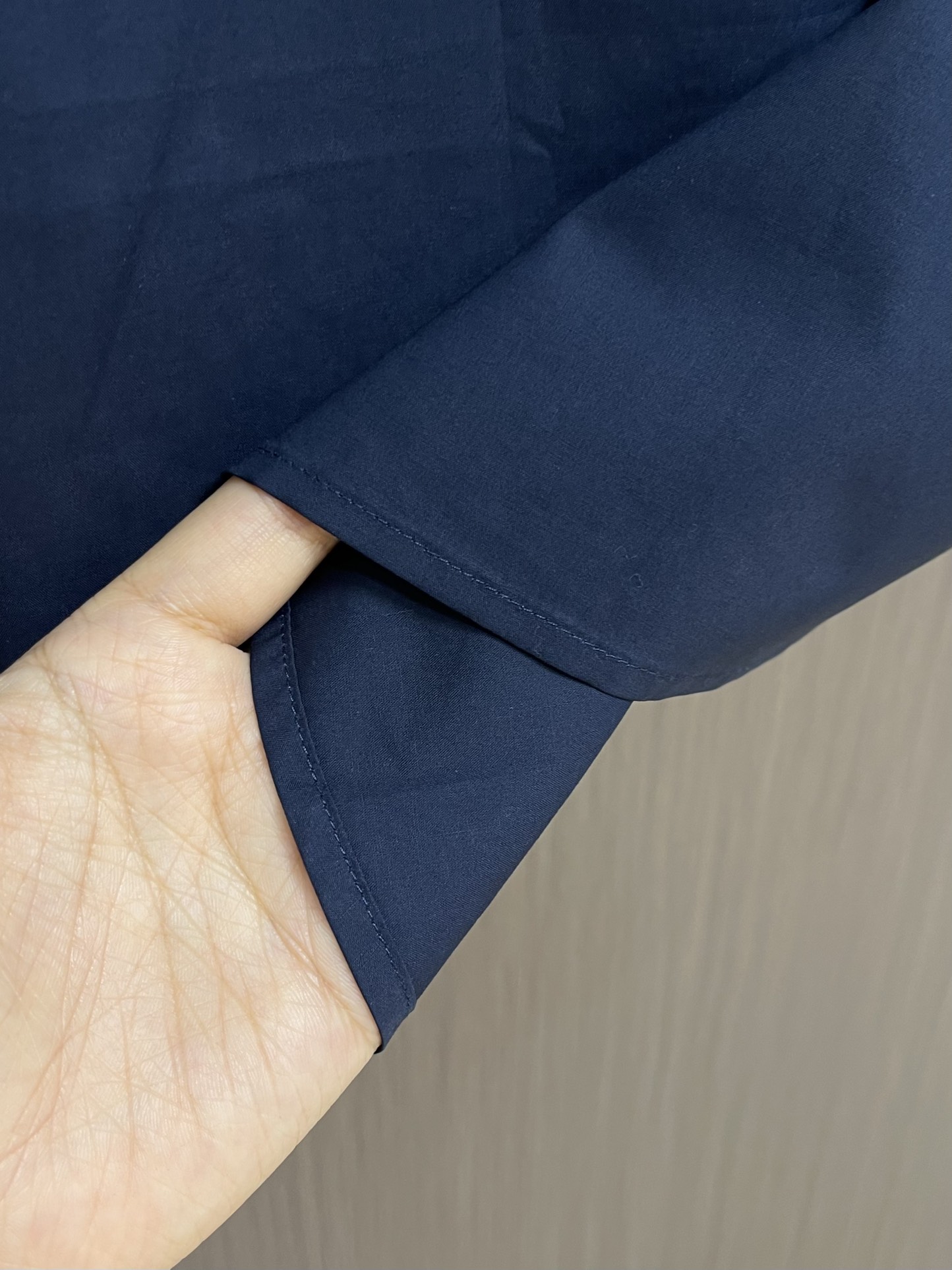 חולצת גברים של Louis Vuitton בכתבת יד מוסגת קצר 10 i1750772405 8642 3