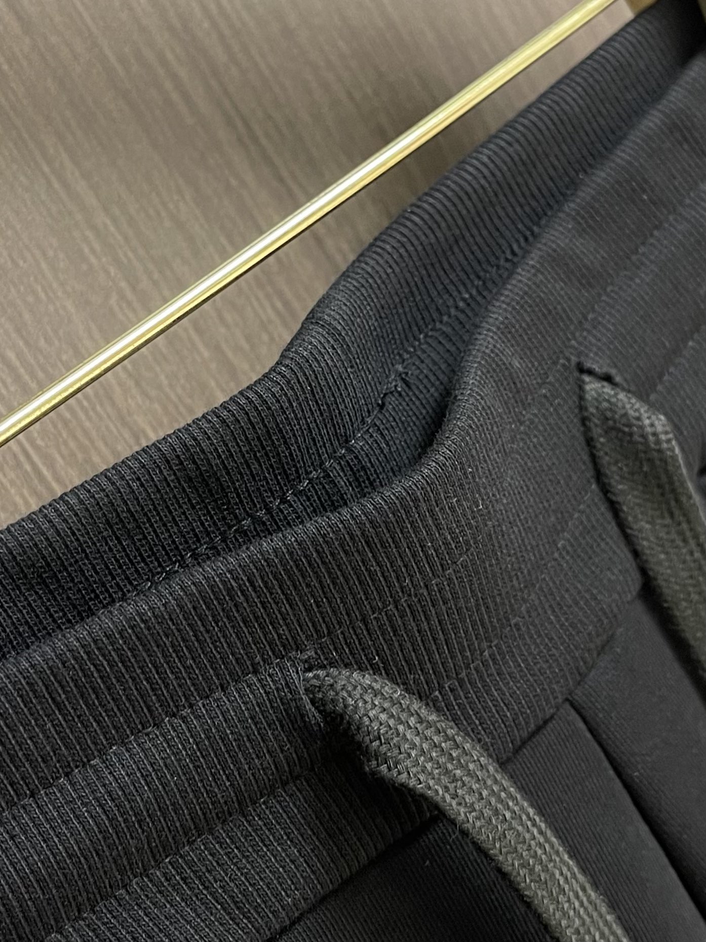New BV Men’s Match-Breather Shorts with Quality Design and Generous Fit - 图片 3