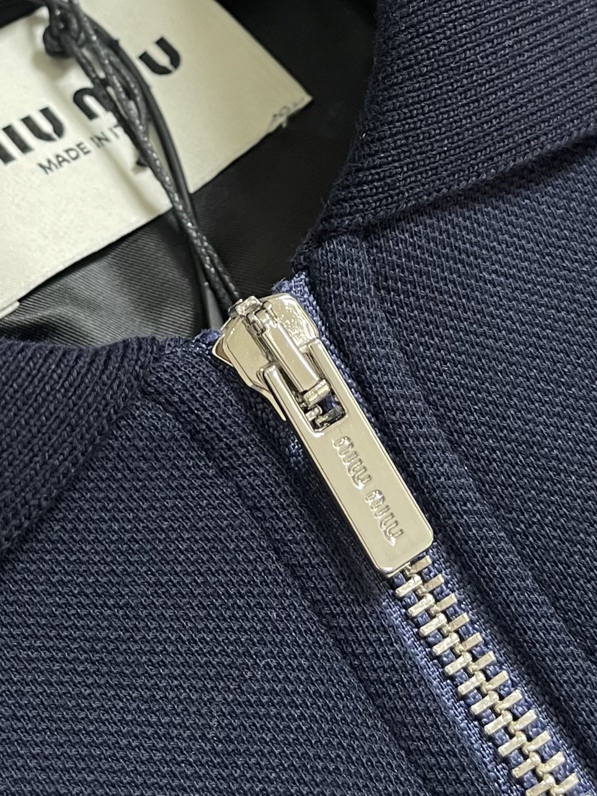 MiuMiu Complex Porcelain Zipper Jacket: High-Quality Cotton, Stylish Design, 3D Embroidery. - 图片 6