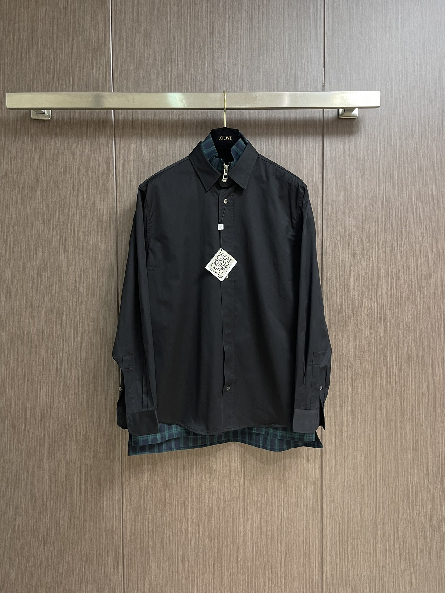 LOEWE Custom Embroidered Silk Zipper Coats with Infrared Precision Positioning Technology - 图片 1