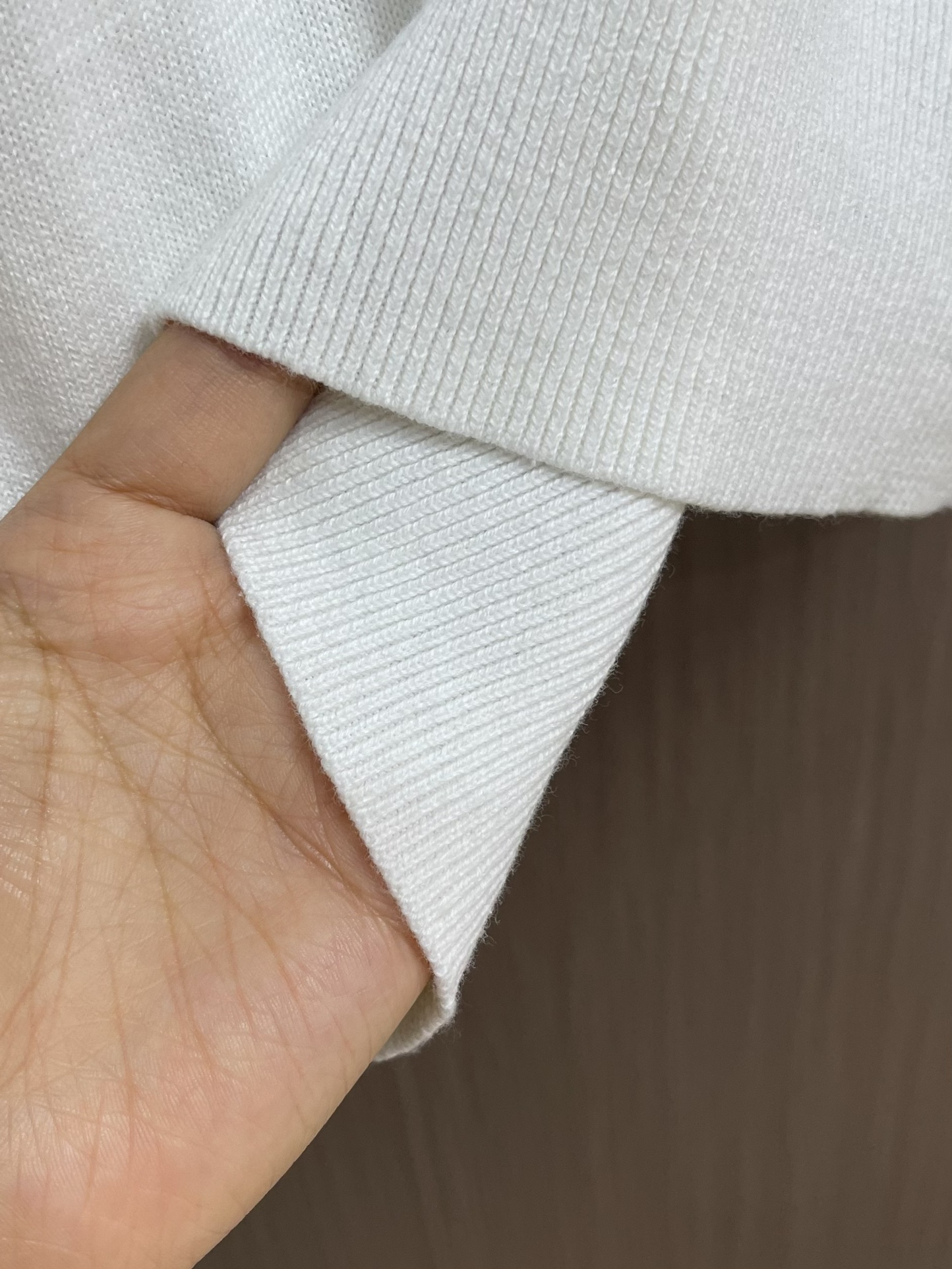 Dior Oblique Knit T-Shirt - White Wool Blend with Letter Jacquard 7 i1750937279 3956 0