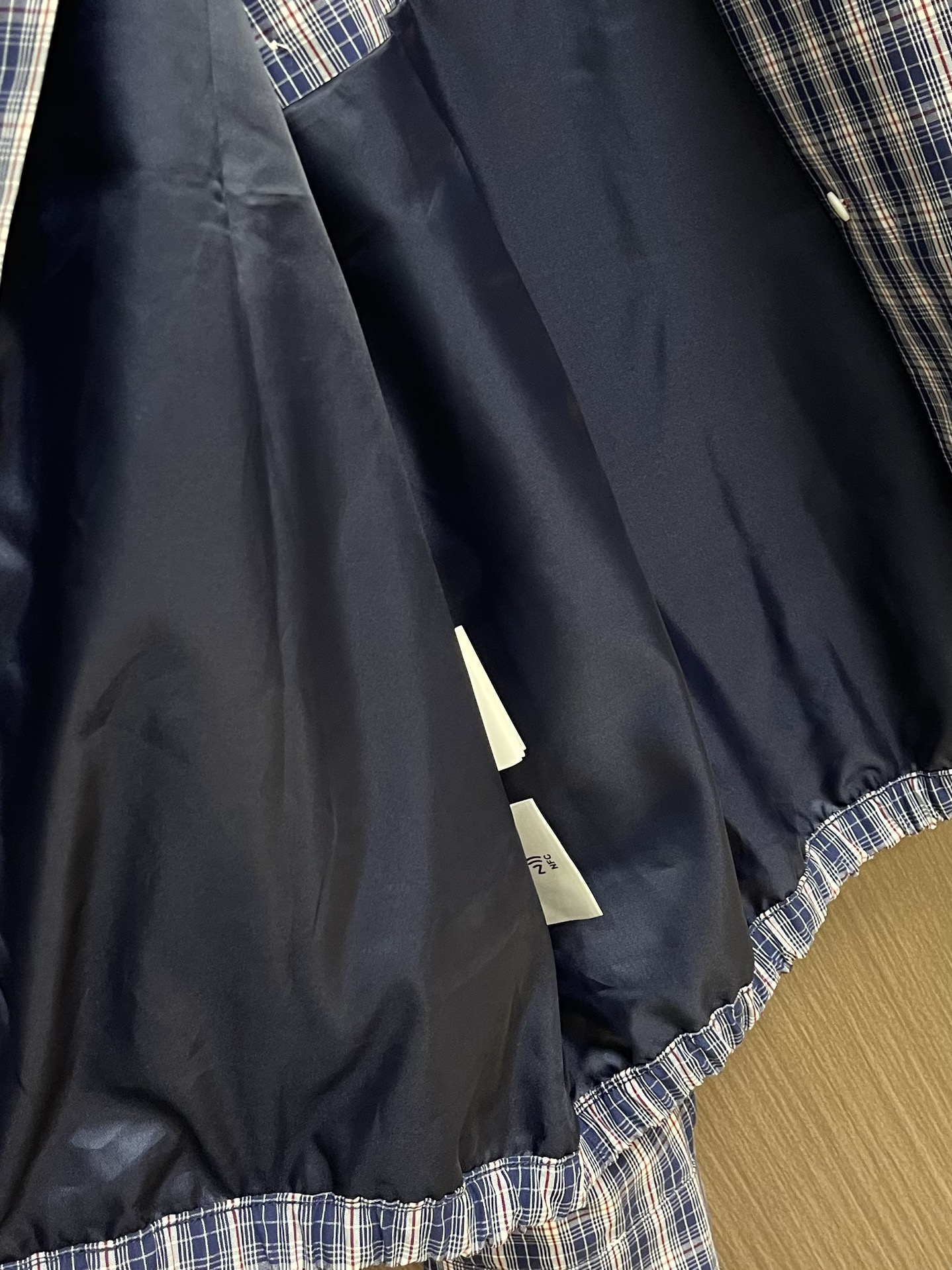 Miu Miu Blue Grids Coat: Comfortable Cotton, Vibrant Colors, Stylish Design - 图片 6
