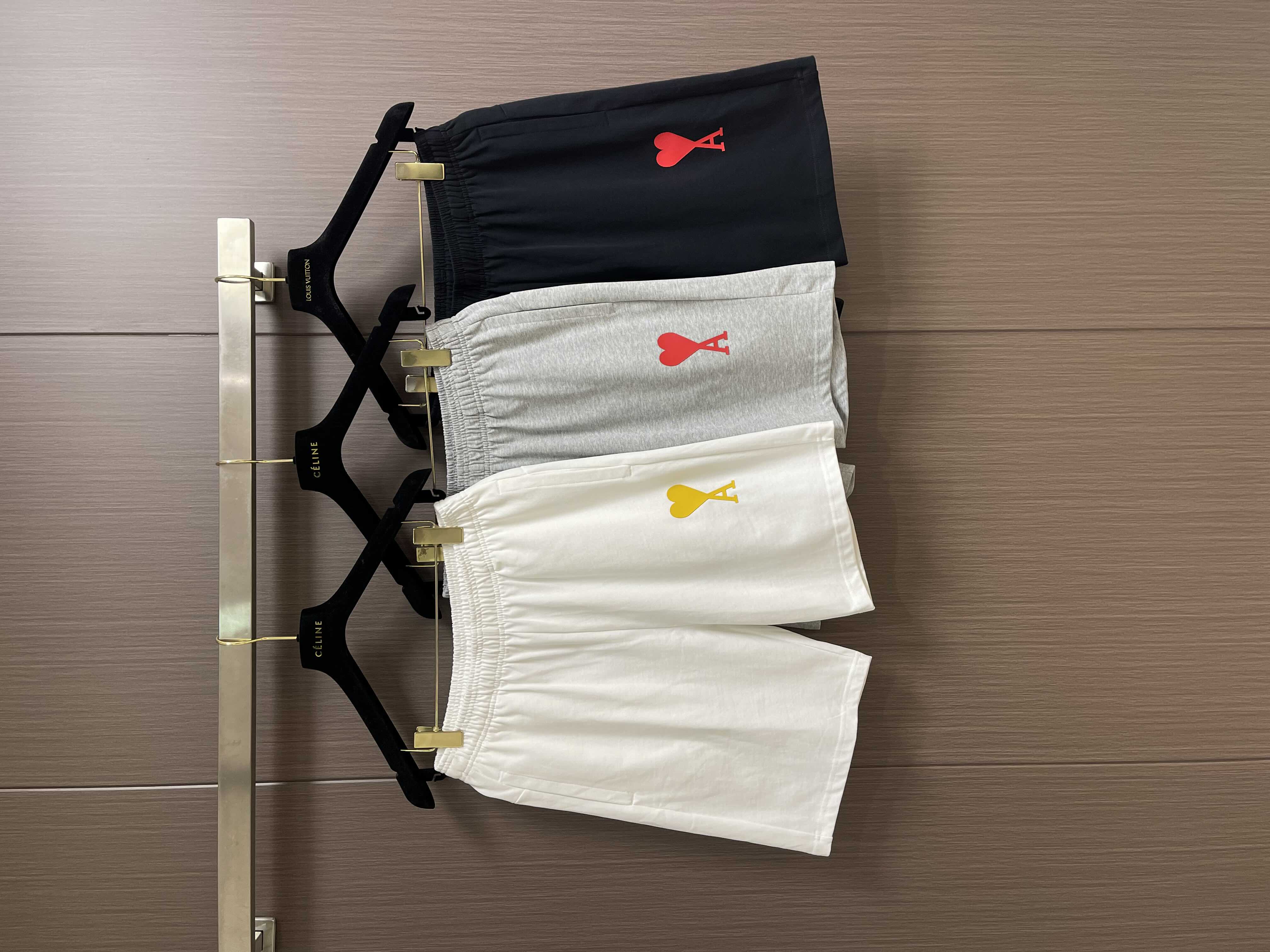 “Ami Alexandre Mattiussi 2025-SS Spring and Summer Collection: High-Grade Custom Shorts” - 图片 3