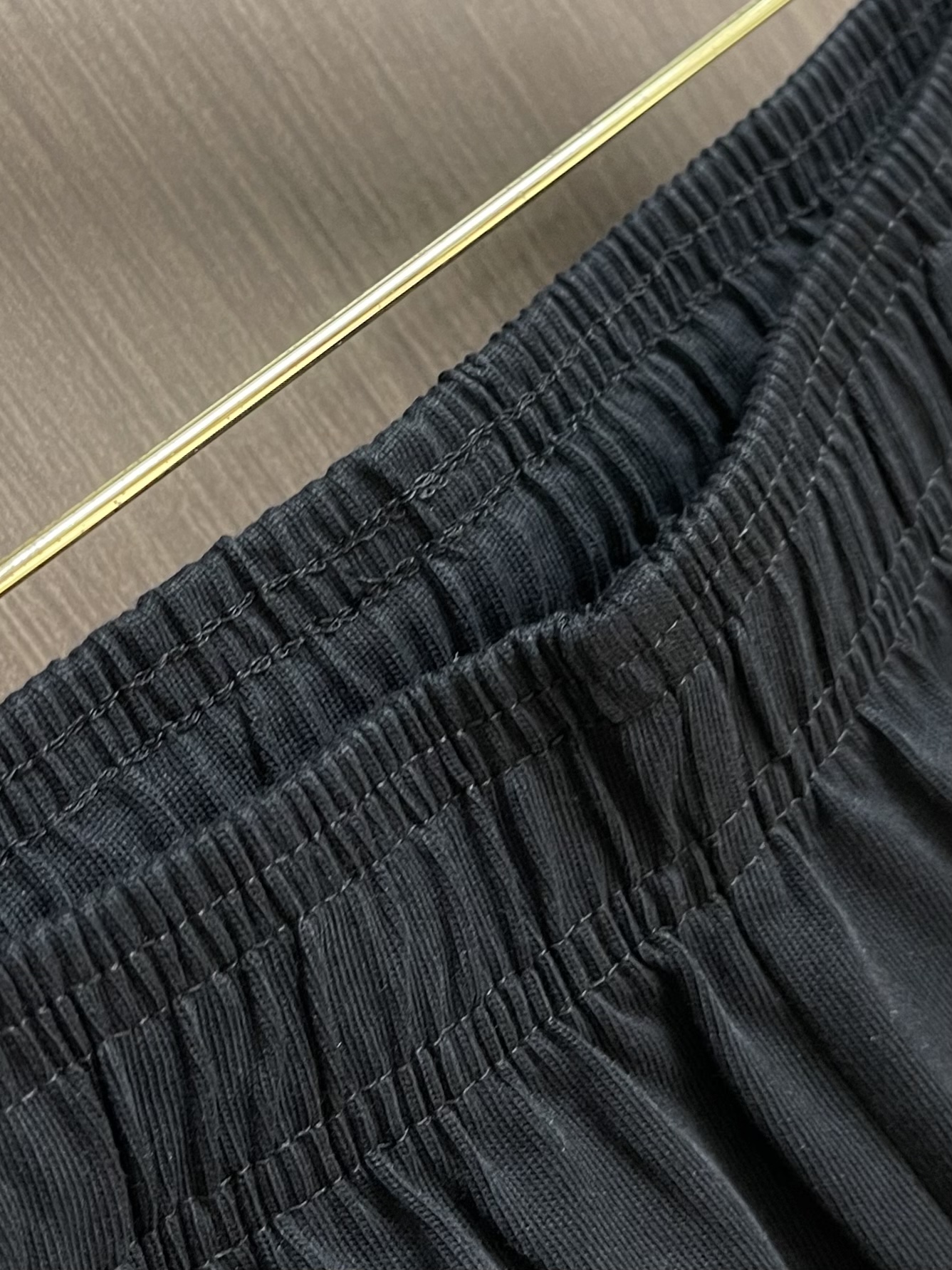 “Ami Alexandre Mattiussi 2025-SS Spring and Summer Collection: High-Grade Custom Shorts” - 图片 5
