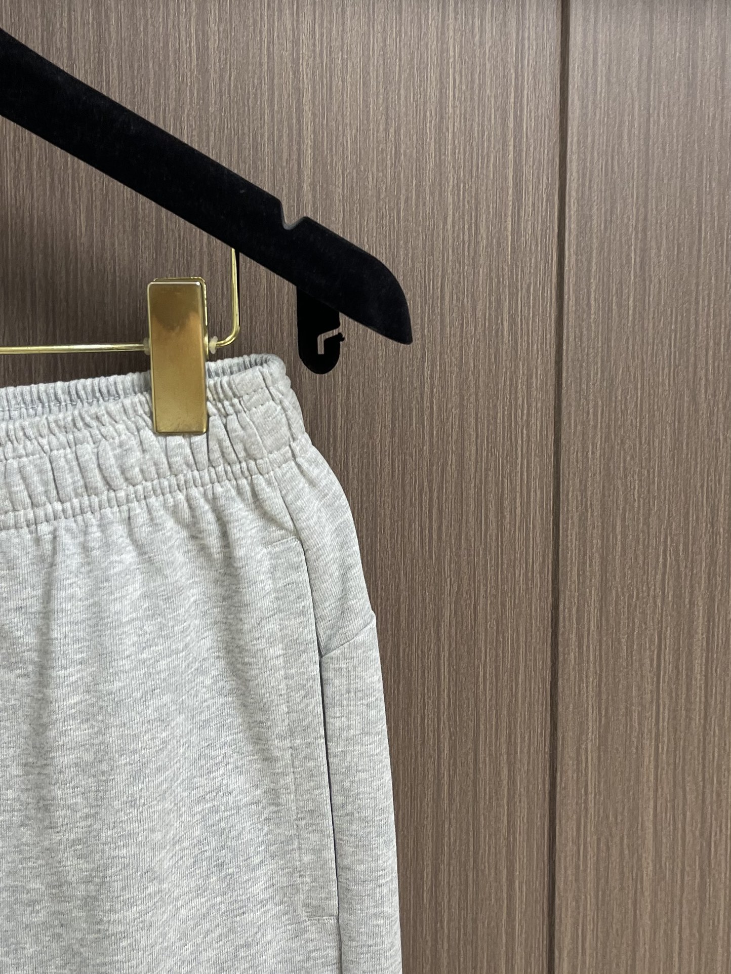 Ami Alexandre Mattiussi 2025-SS Spring/Summer Collection: Premium Leisure Shorts with Custom Fabrics - 图片 4