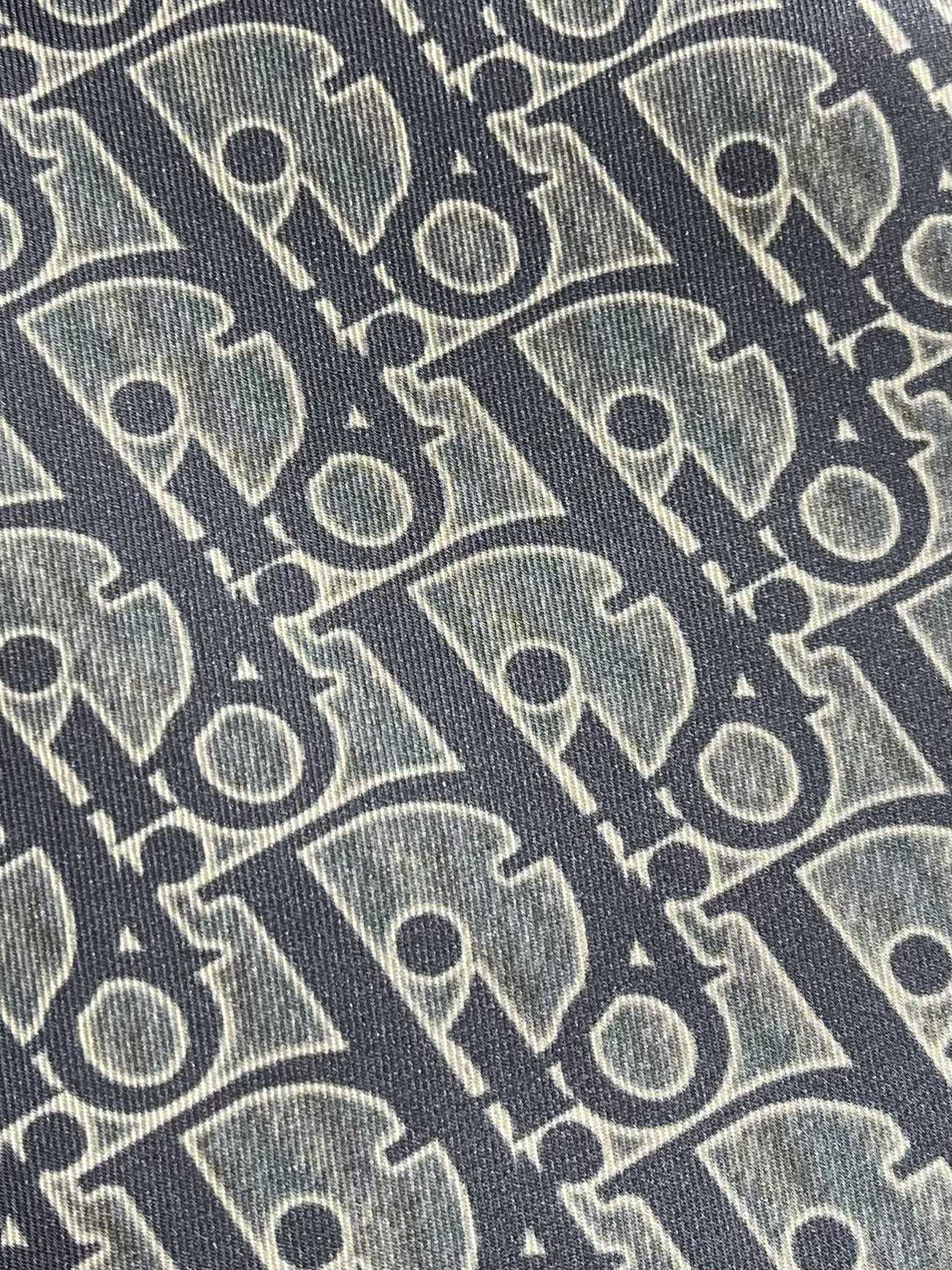 Dior Oblique Print Silk Twill Short-Sleeve Shirt - Light Gray 10 i1751467762 4951 1