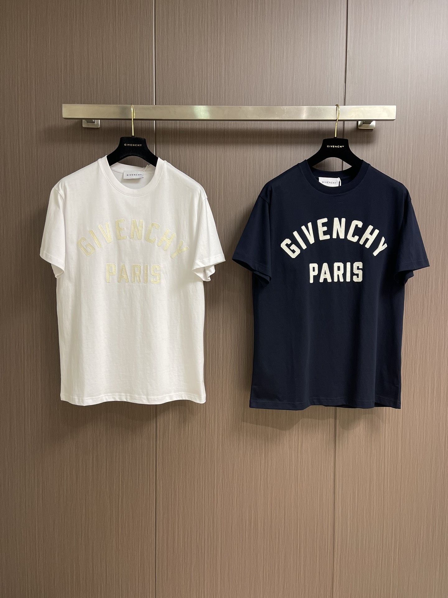 Givenchy Paris Embroidered Cotton T-Shirt - Premium Quality 4 i1751610153 4836 6