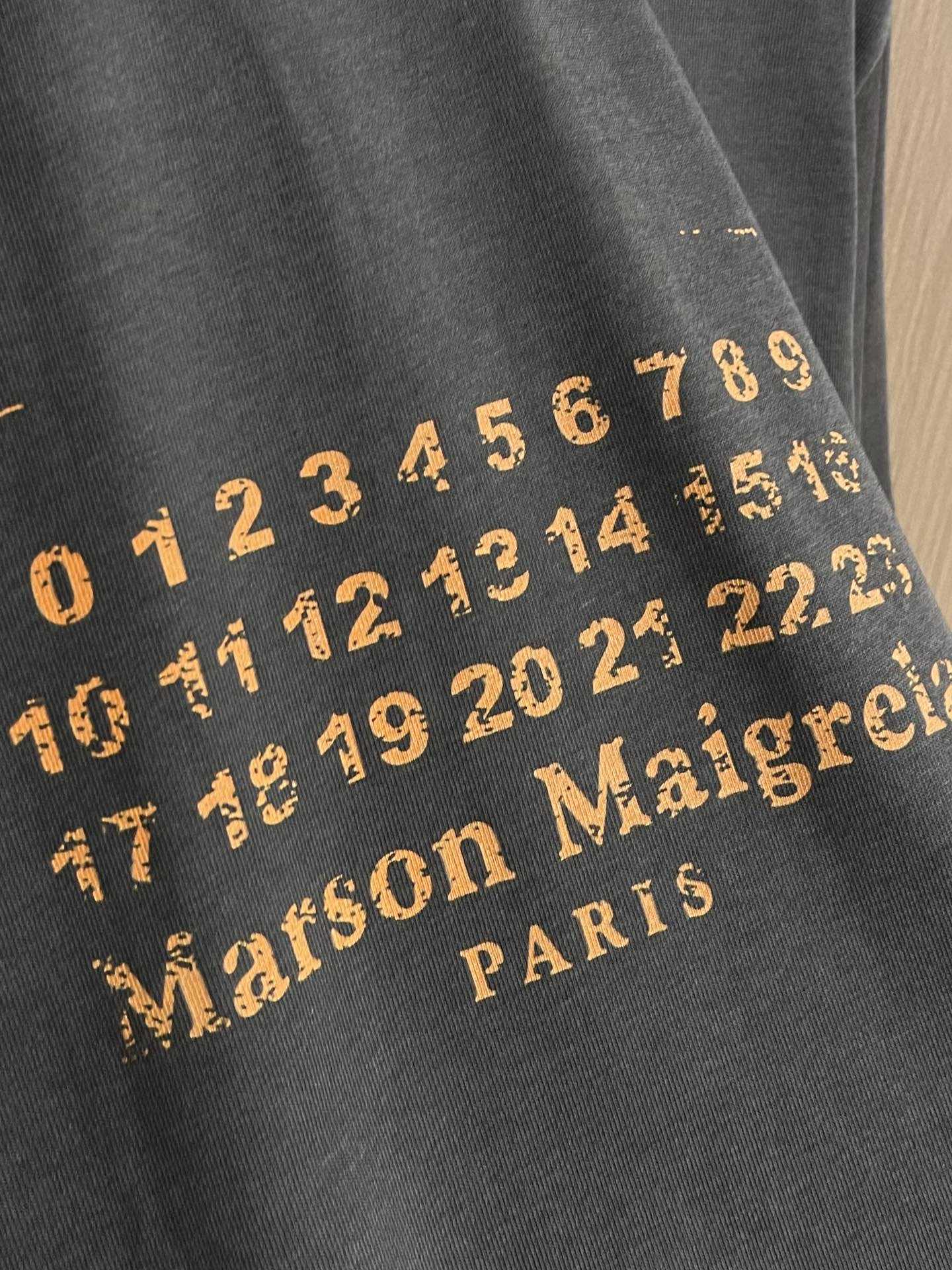 MM6 Maison Margiela Couple's T-Shirt, Stylish and Comfortable 6 i1751610236 5995 8