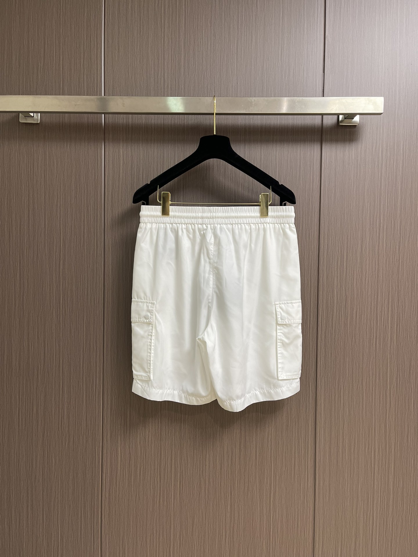 Louis Vuitton Men's White Nylon Cargo Shorts with Drawstring Waist 3 i1751610723 7538 2
