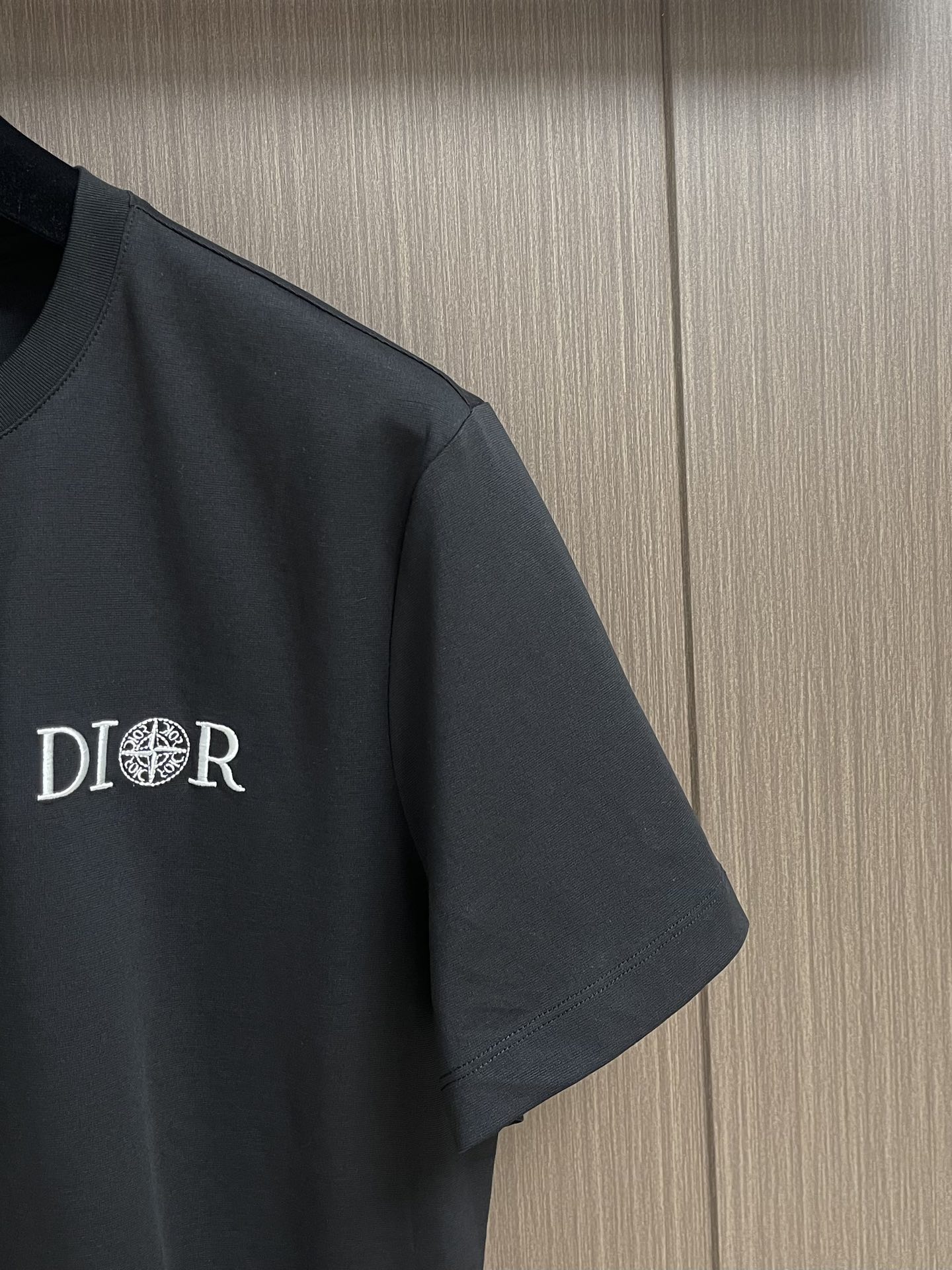 Dior x Stone Island 2025SS Short Sleeve T-Shirt - Embroidered Custom Fabric 5 i1751638451 9025 0