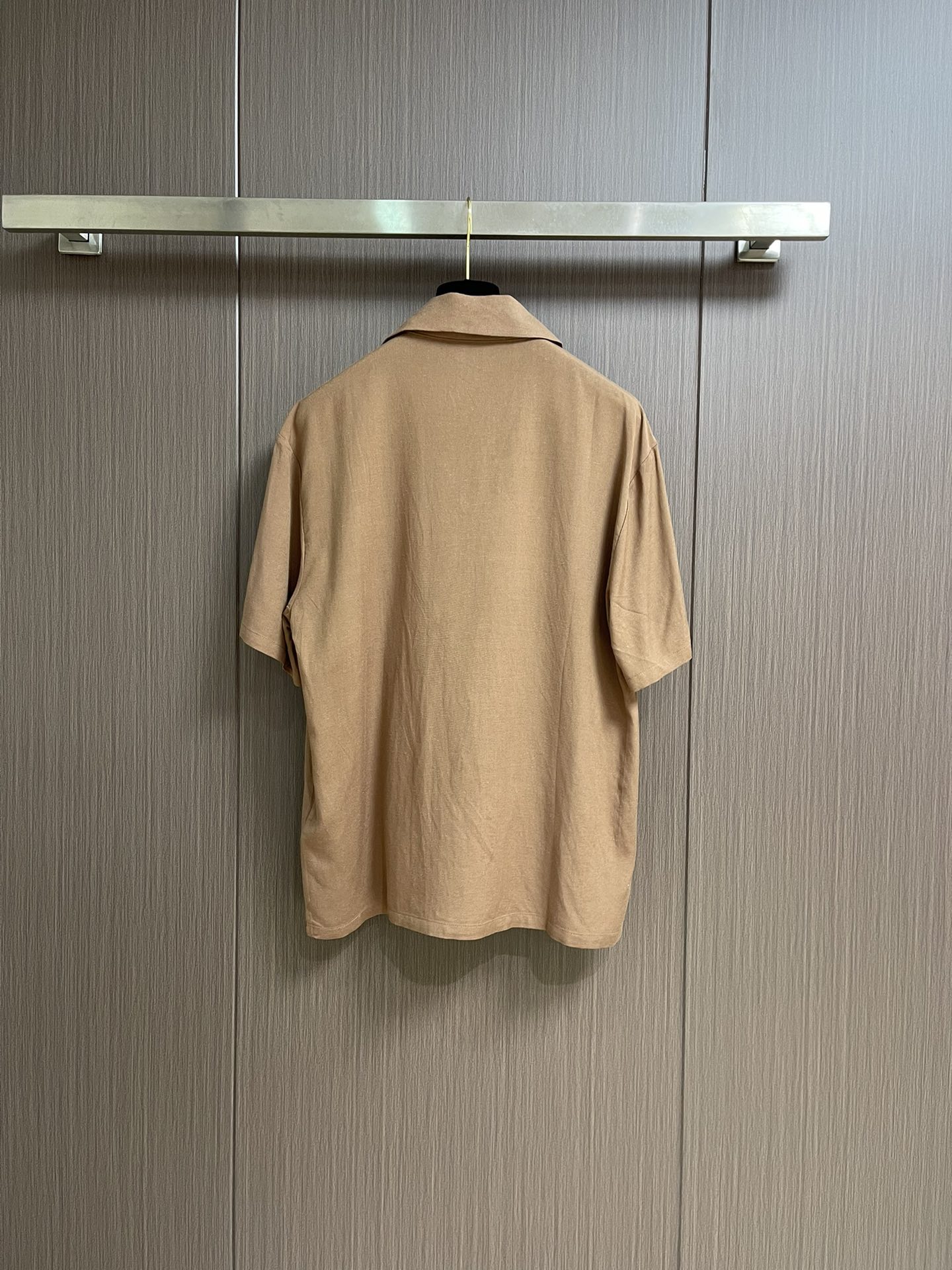 Louis Vuitton Silk-Blend Summer Short-Sleeve Shirt with Embroidered Logo 3 i1751733666 1730 1