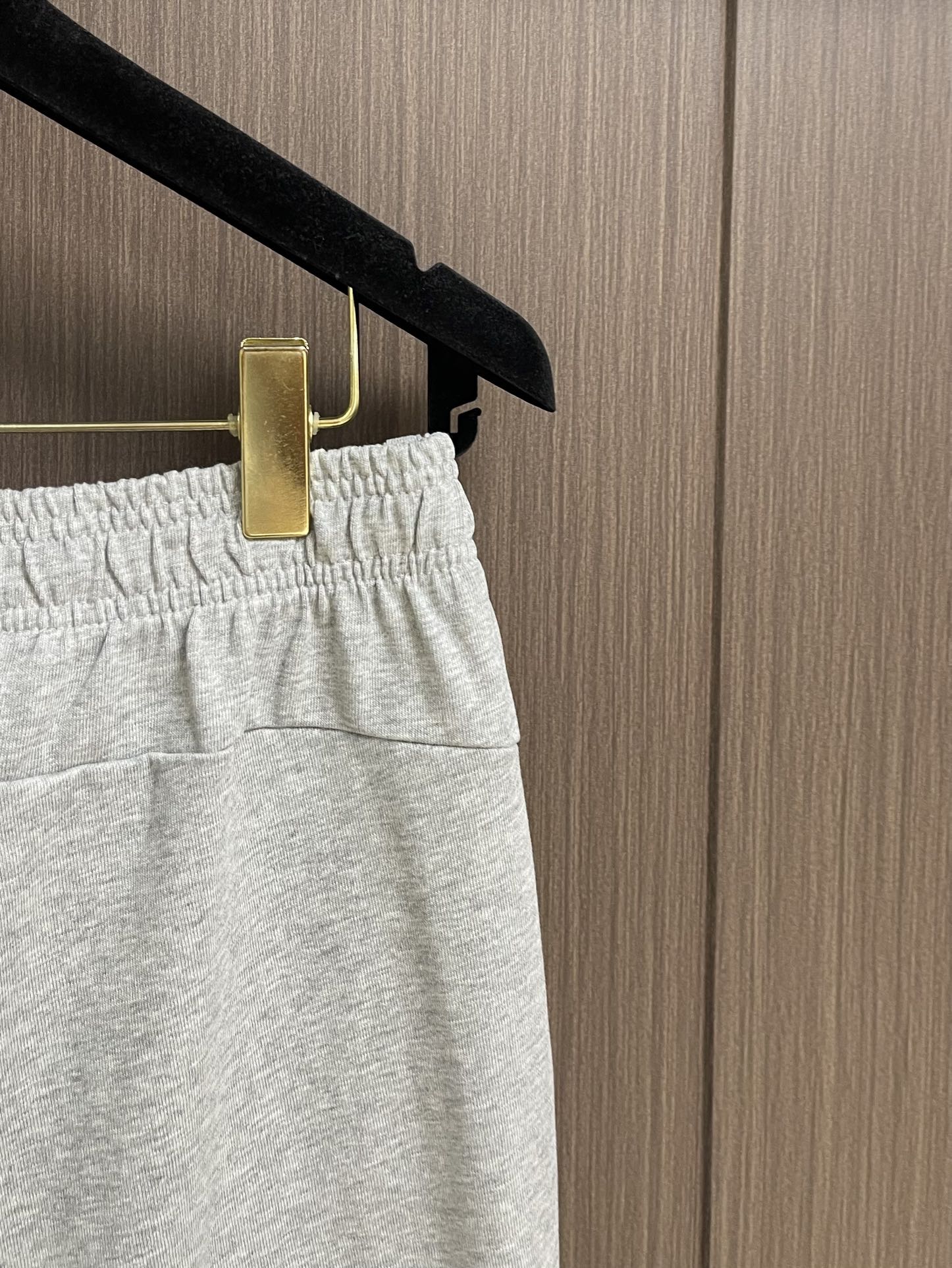 Acne Study: Stylish Leisure Shorts with Unique Design and Comfortable Fit - 图片 9