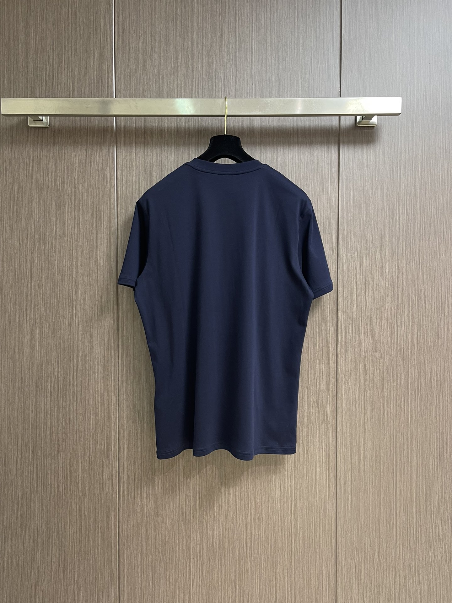 Brioni Logo Embroidered Short-Sleeve T-Shirt: Comfortable and Stylish Leisure Wear - 图片 2