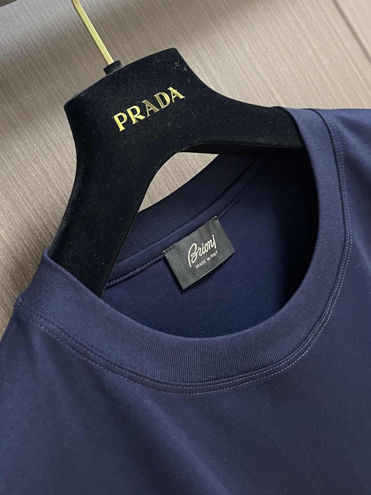 Brioni 2025SS Men’s Short Sleeve T-Shirt: Comfortable, Stylish, and Versatile - 图片 6