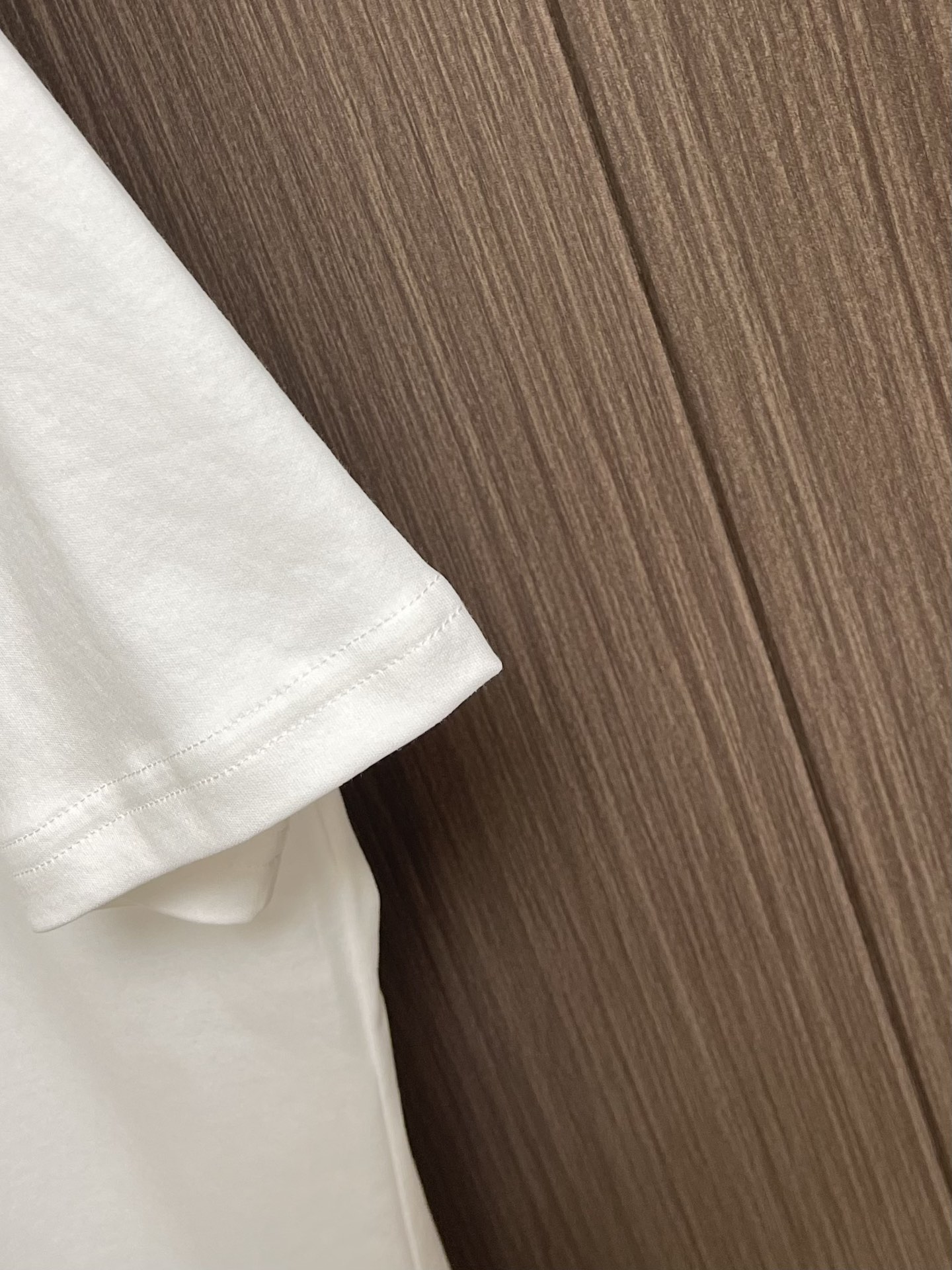 Brioni 2025SS Men’s Short Sleeve T-Shirt: Comfortable, Stylish, and Versatile - 图片 7