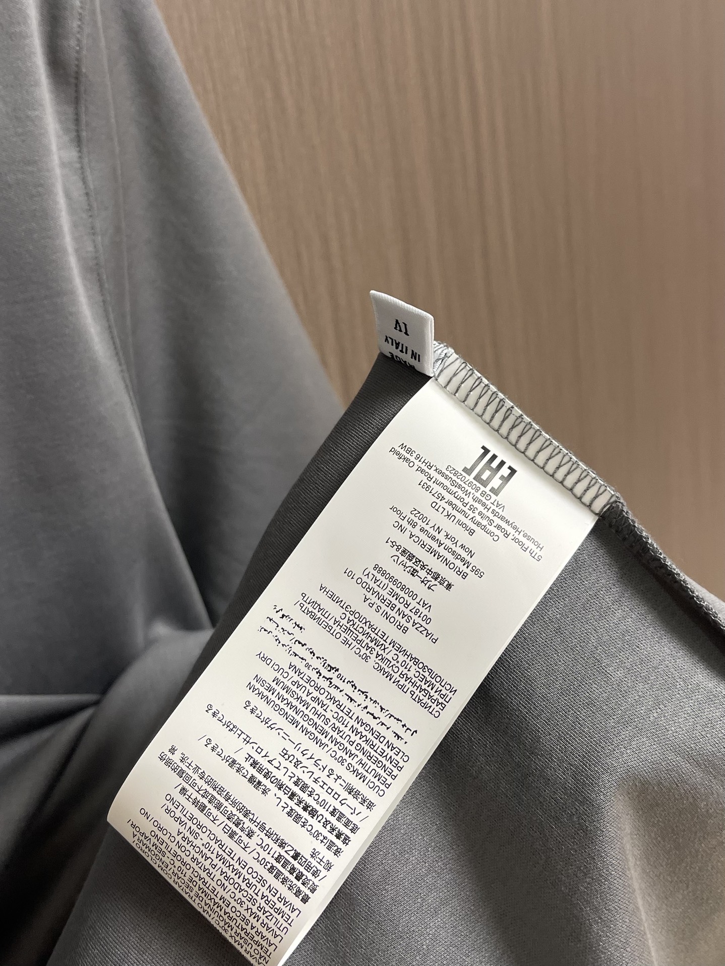 Brioni 2025SS Men’s Short Sleeve T-Shirt: Comfortable, Stylish, and Versatile - 图片 9