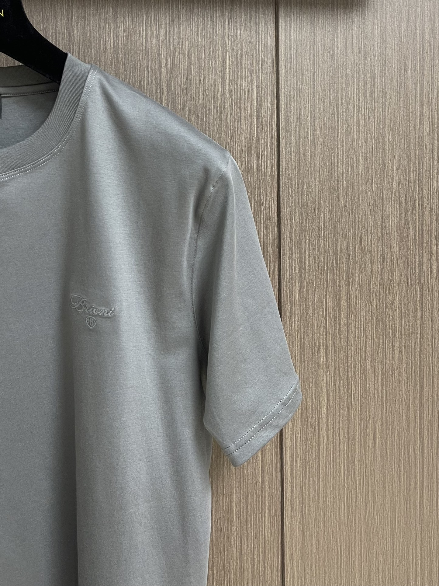 Brioni 2025SS Men’s Short Sleeve T-Shirt: Comfortable, Stylish, and Versatile - 图片 4