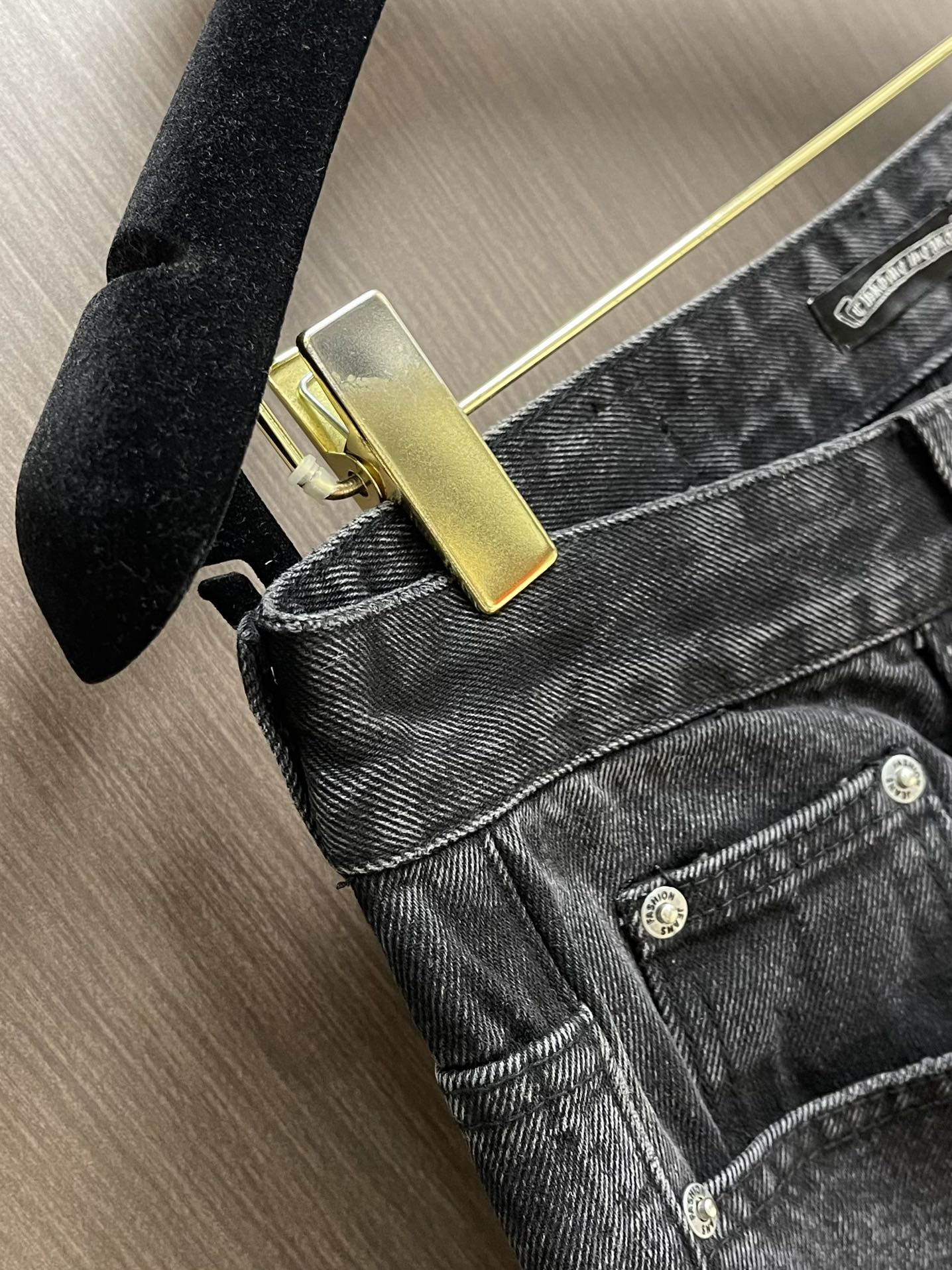 Chrome Hearts CHCroxine City Limits Jeans: Vintage Levis 501, 505, 517 Remake with Sheepskin and 925 Silver Details - 图片 6