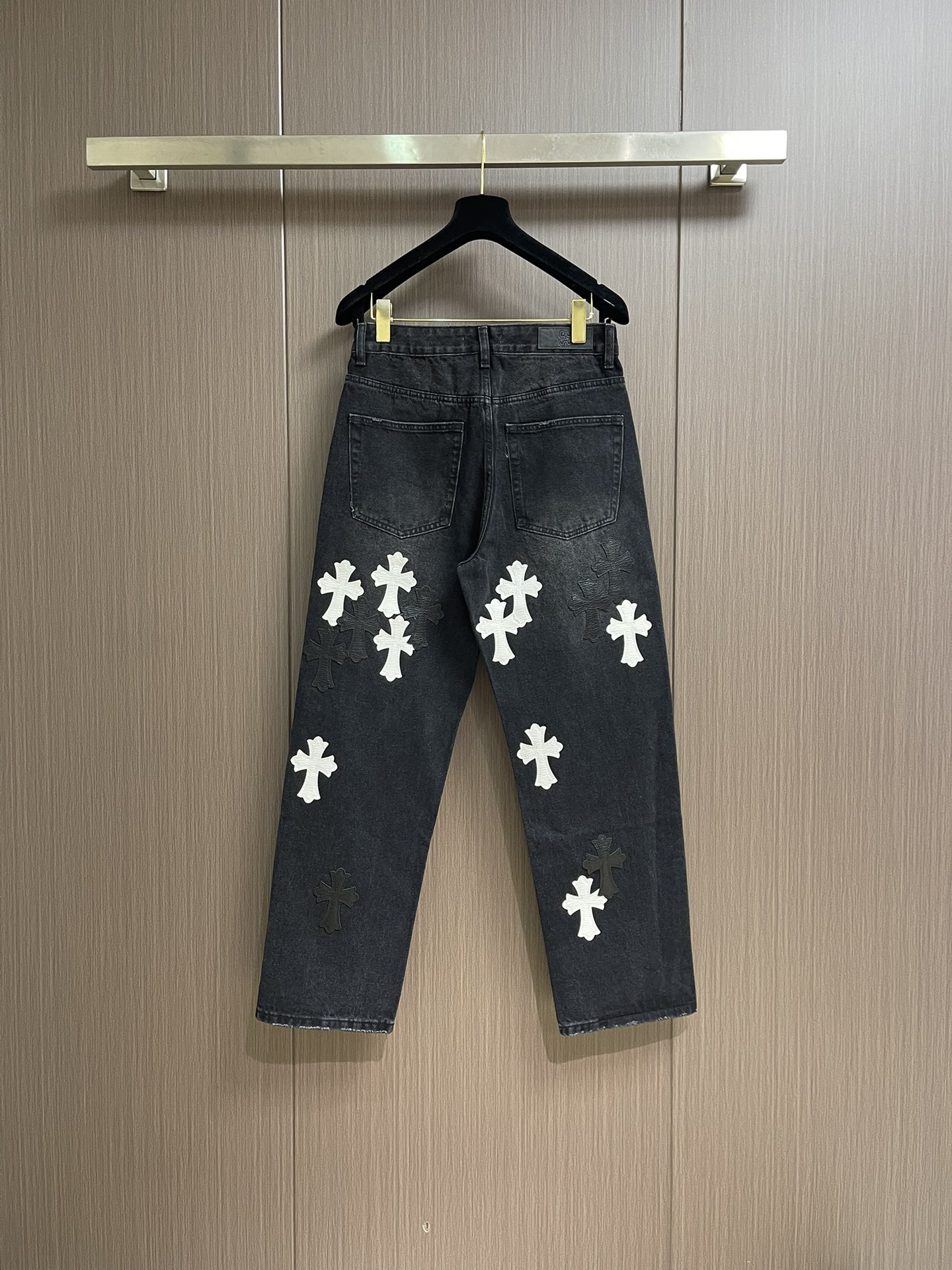 Chrome Hearts CHCroxine City Limits Jeans: Vintage Levis-Based Remake with Sheepskin and 925 Silver Details - 图片 2