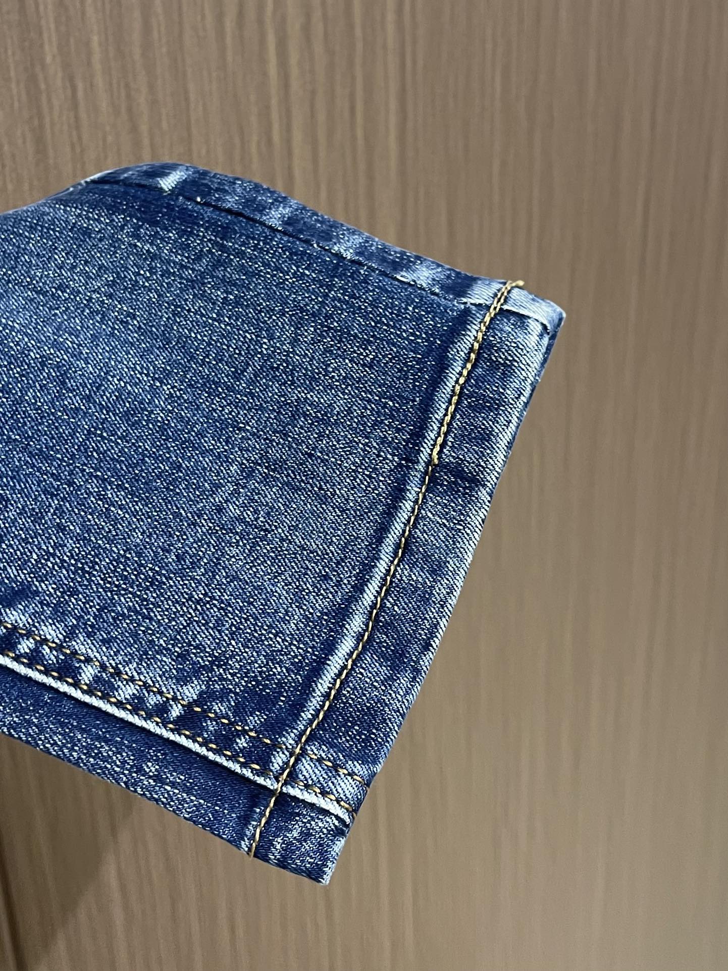 “Philipp Plein 2025SS Summer Jeans: Crafted with 100% Pure Cotton for Superior Quality” - 图片 8