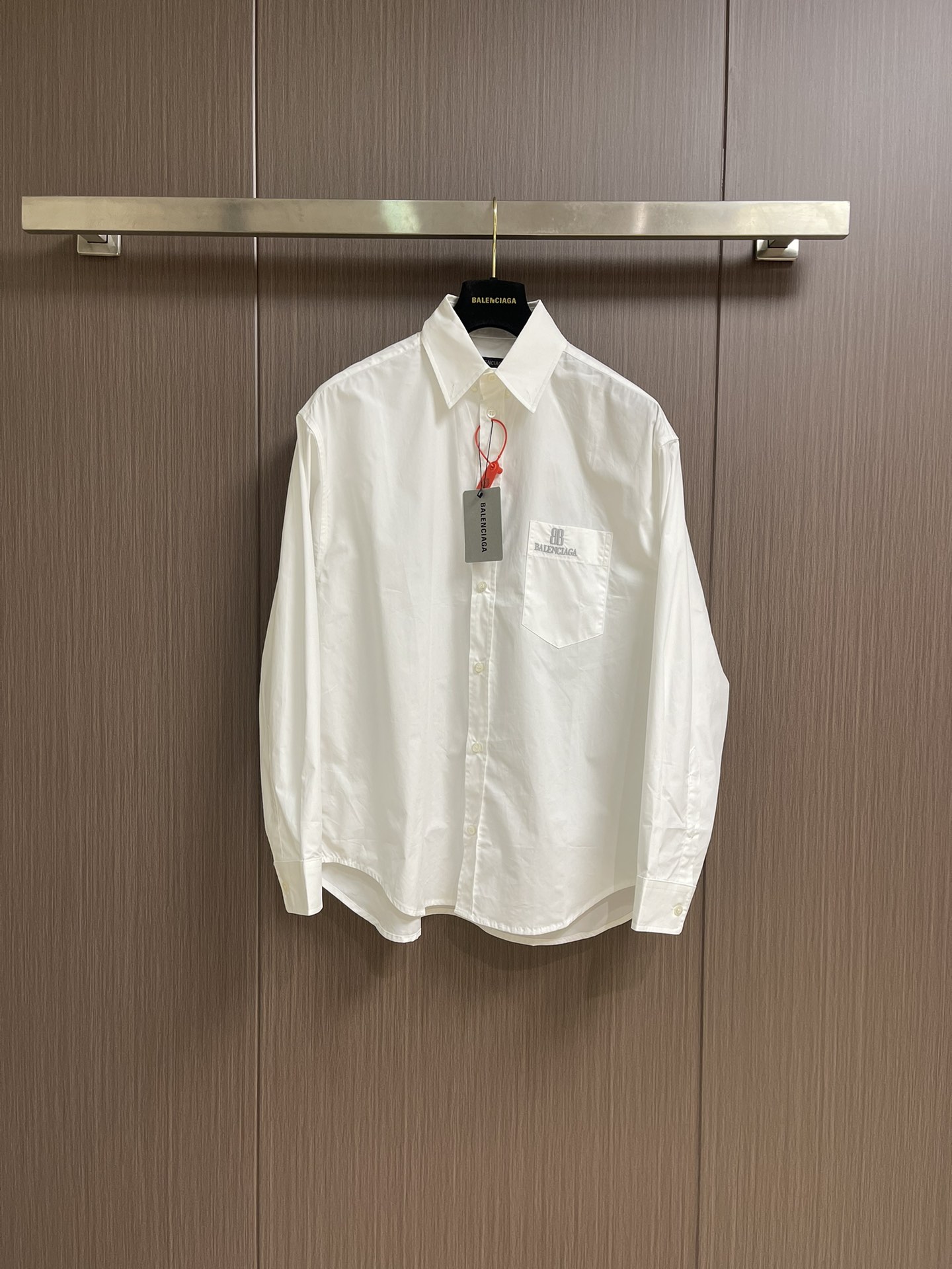 Balenciaga Nano BB Embroidered Long-Sleeved Shirt: Stylish, Light, and Cosmopolitan in Pure Black - 图片 1