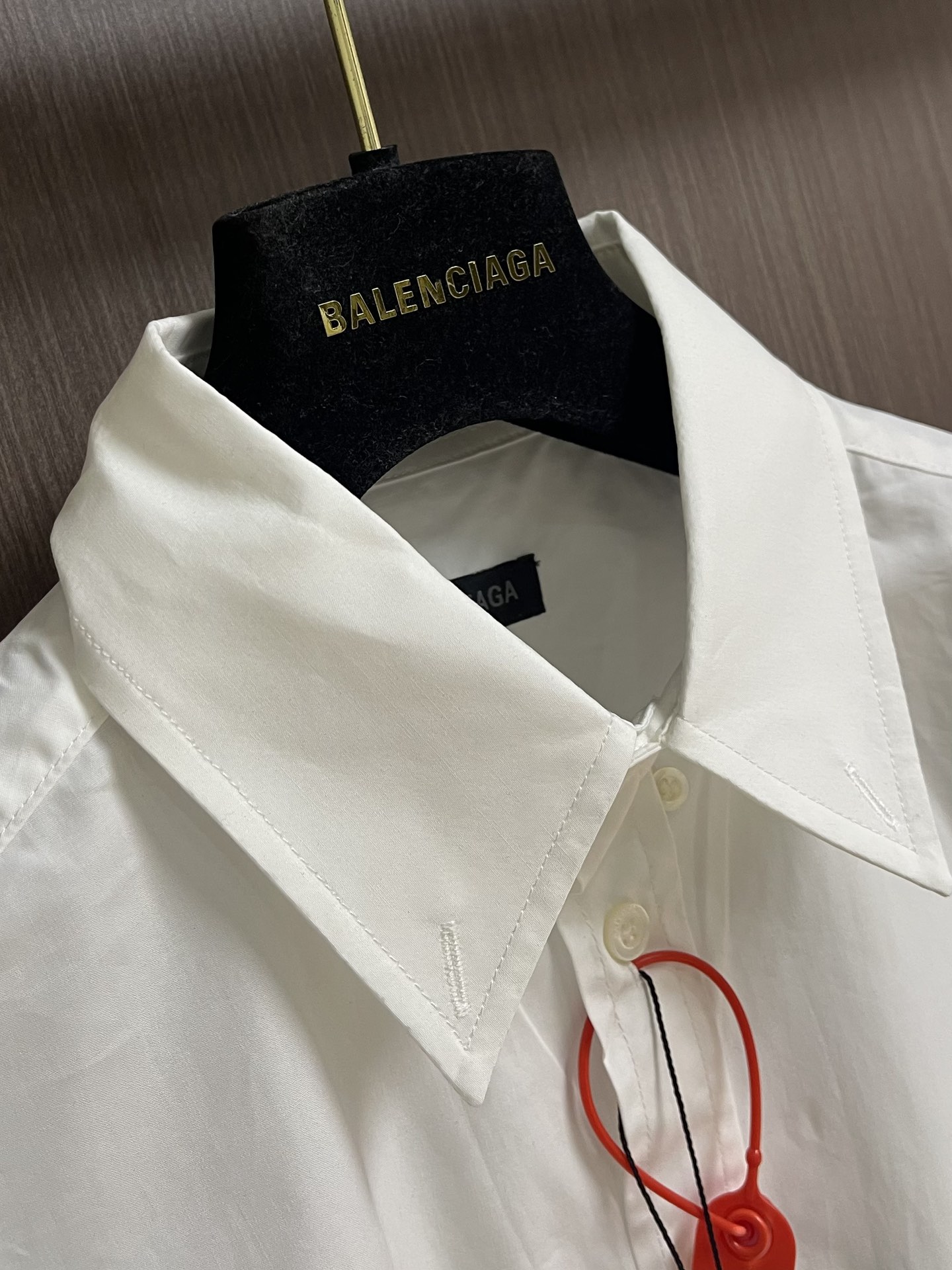Balenciaga Nano BB Embroidered Long-Sleeved Shirt: Stylish, Light, and Cosmopolitan in Pure Black - 图片 6
