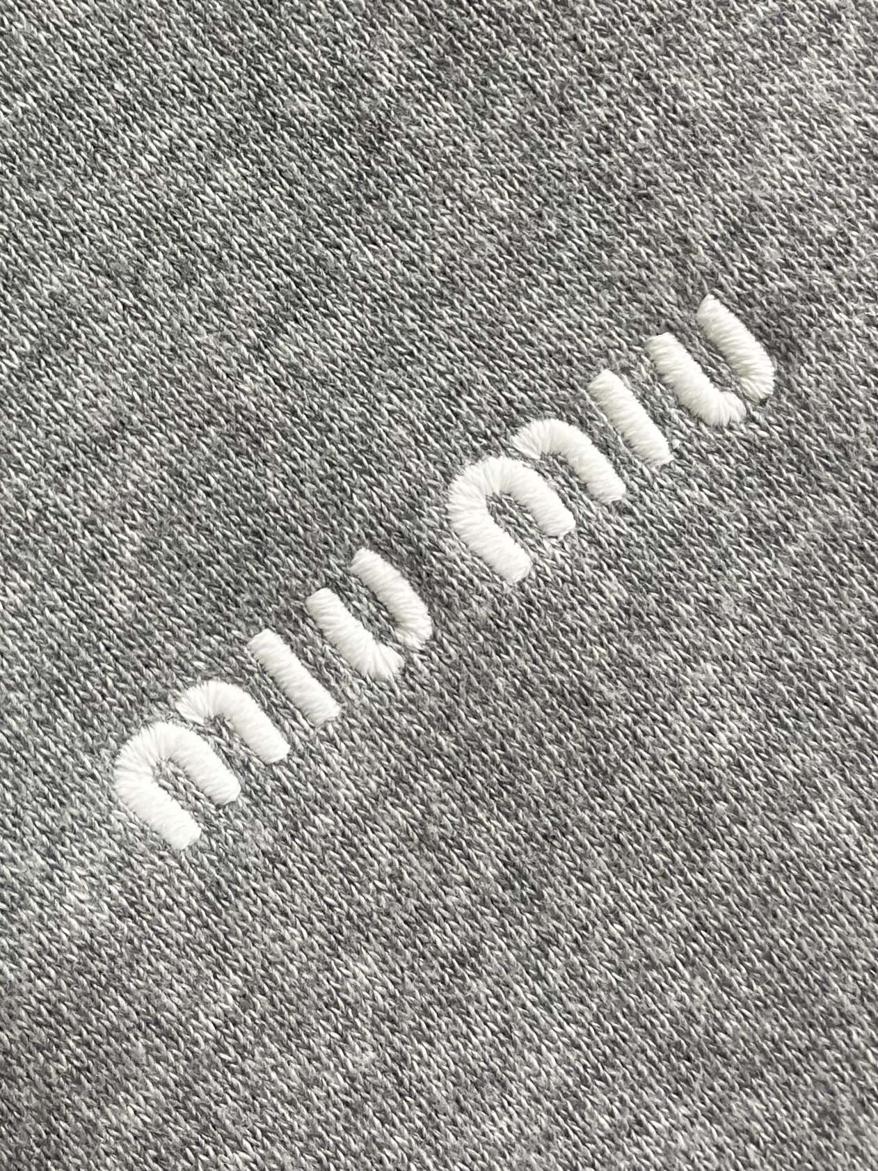 Luxurious Embroidered Chain Jacket by Miu Miu with Custom Magnetic Grafts - 图片 6