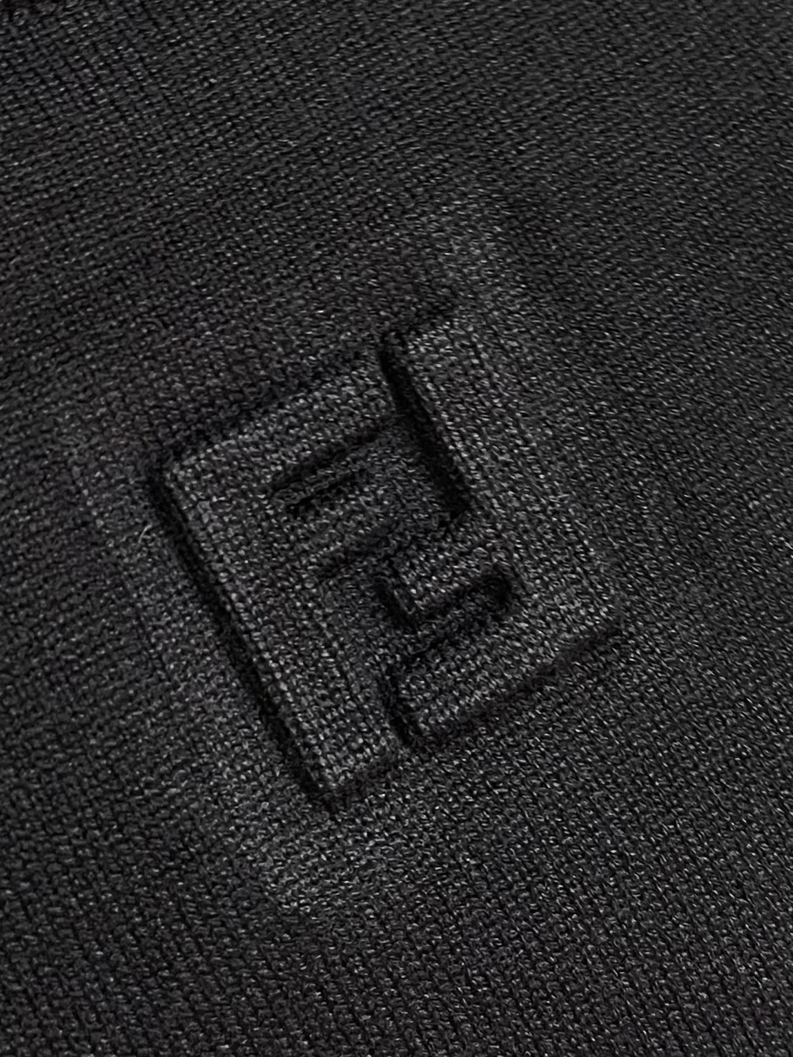 Fendi Double F Knitting Shirt with 160-Degree Front Chest Crushing in 1:1 Quantitative Size – S-XL Range - 图片 5