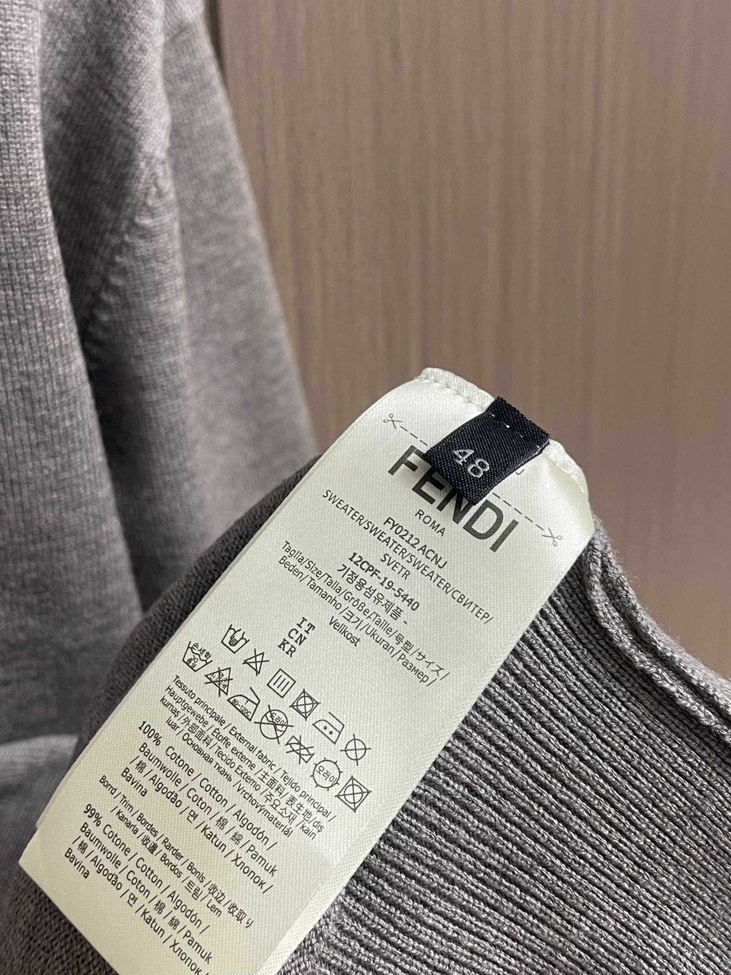 Fendi Double F Knit Shirt with Front Chest Crushing and 1:1 Quantitative Size – Size S-XL - 图片 9