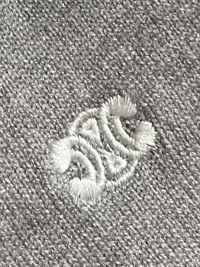 “Celine Embroidered Long-Sleeved Polo Coats – 100% Cotton Tweezing, Water-Washed Layouts, Imported Embroidery” - 图片 5